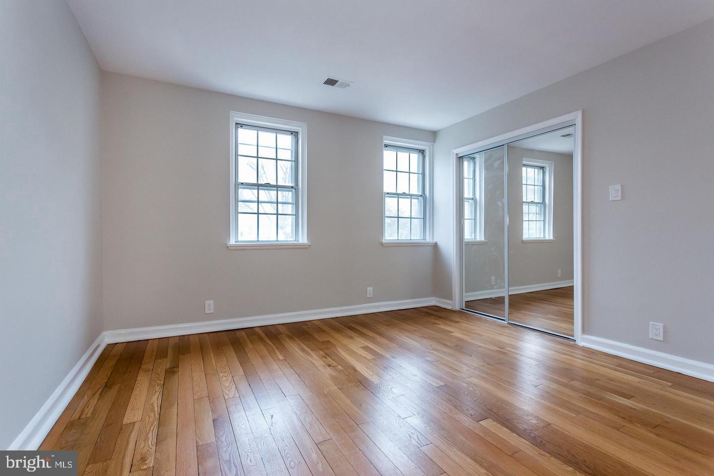 FAIRLINGTON GLEN - Residential Lease