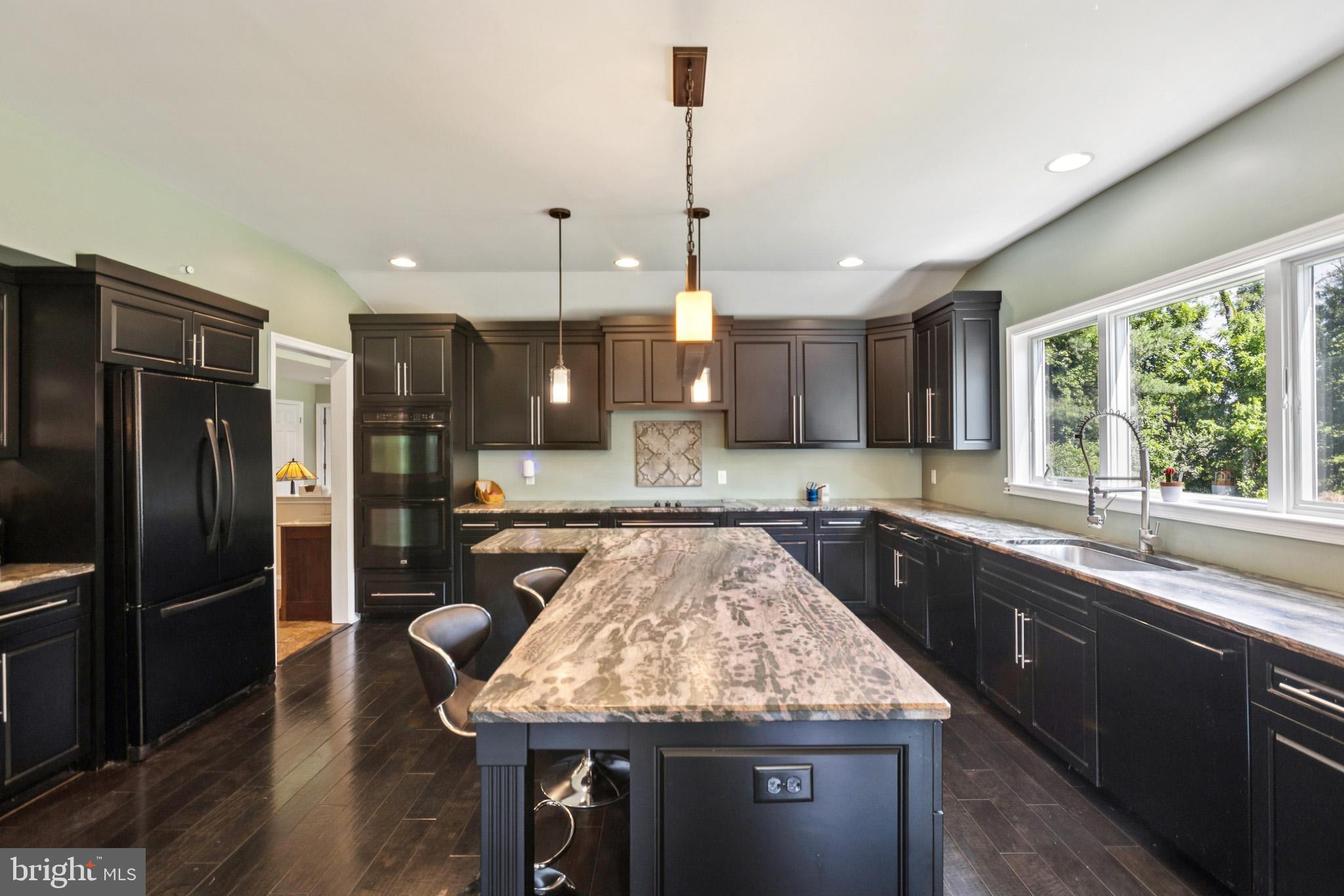 SYCAMORE LANE - Residential