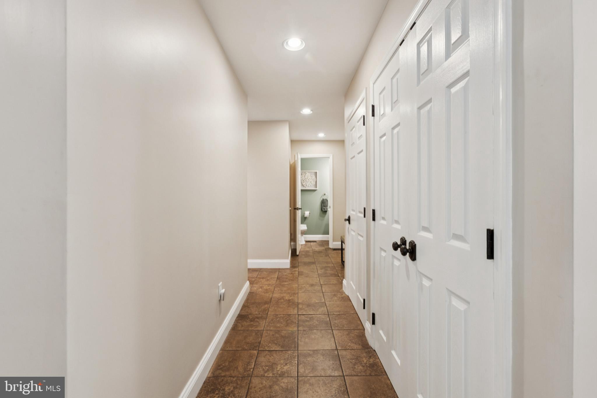 SYCAMORE LANE - Residential