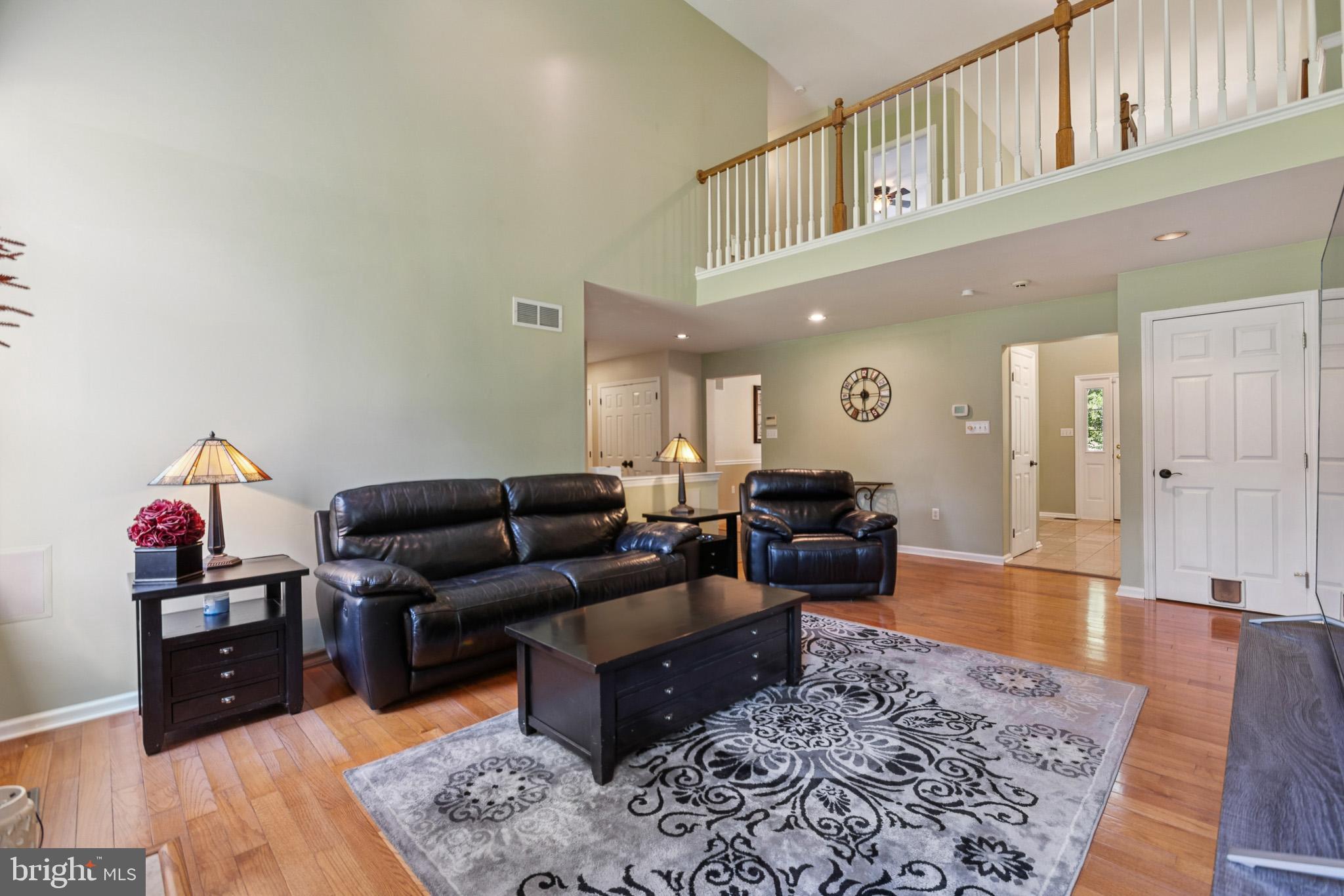 SYCAMORE LANE - Residential