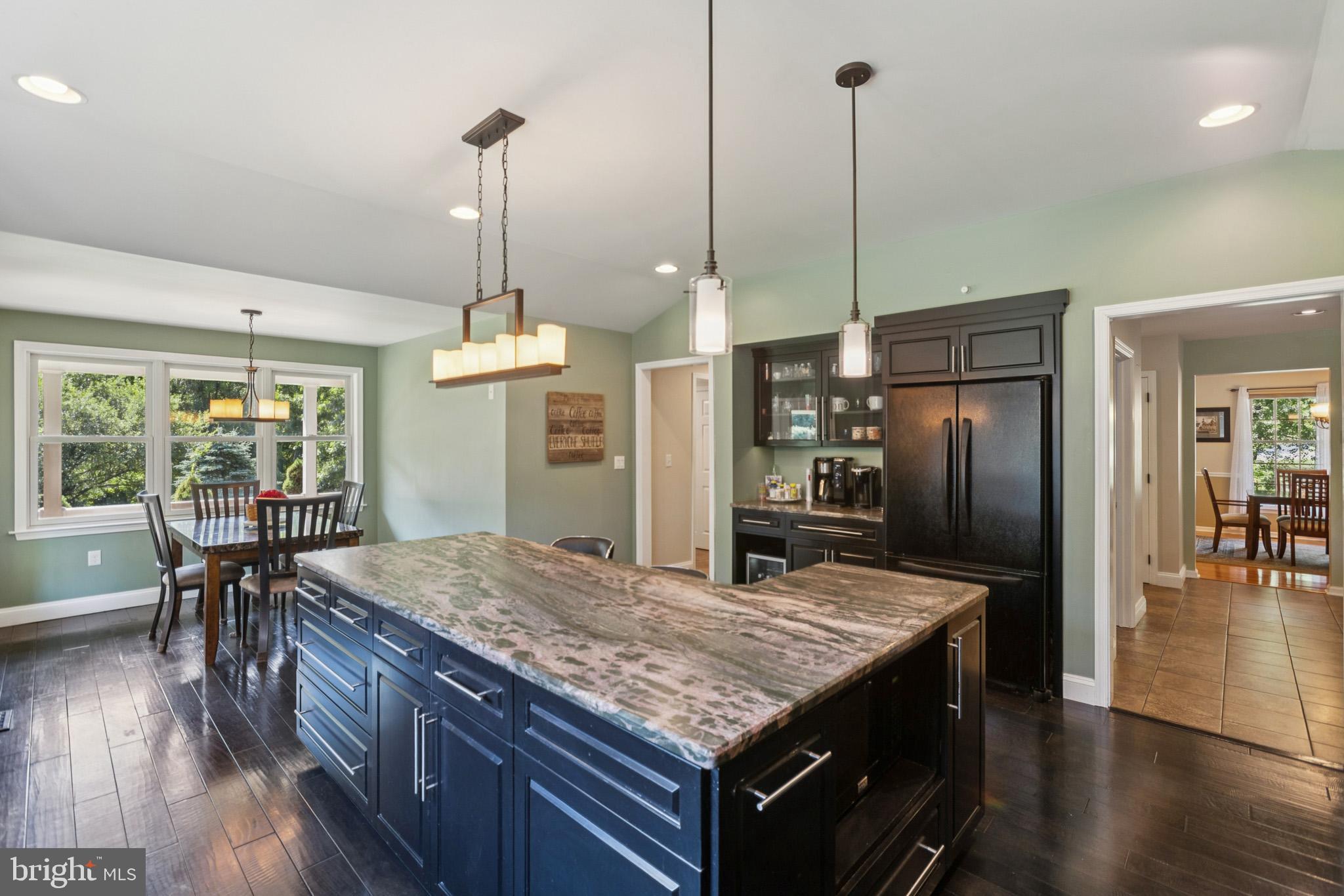 SYCAMORE LANE - Residential