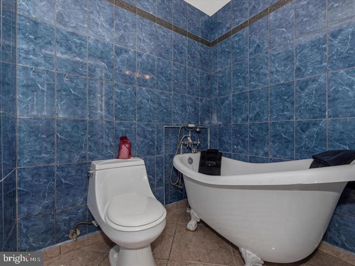 TIMBERGROVE - Residential Lease