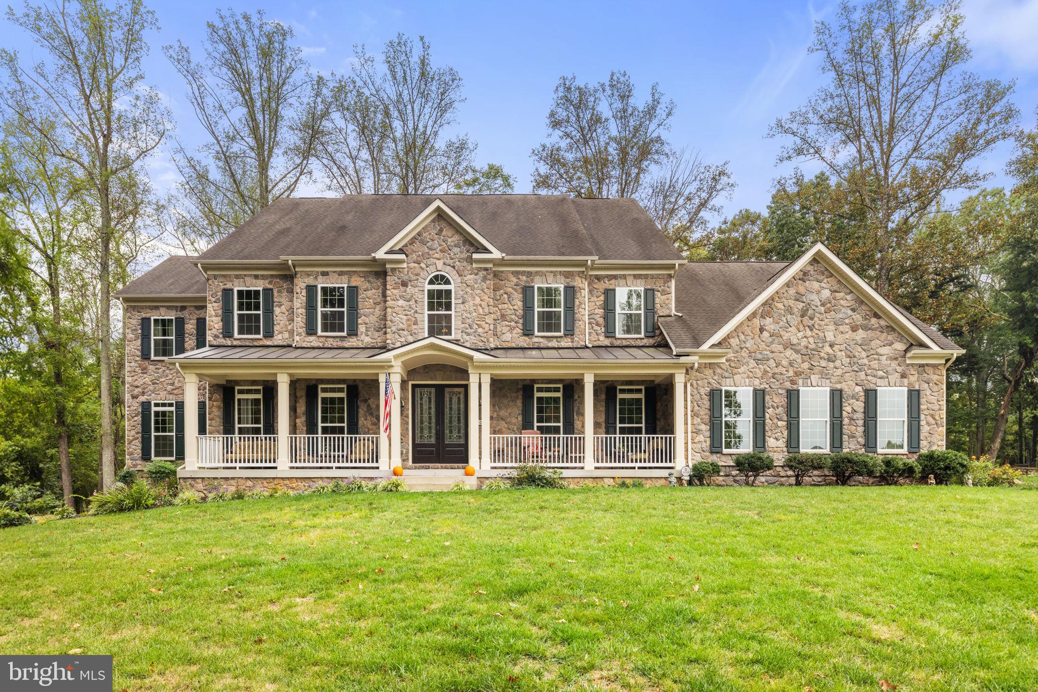 22011 BEAVERDAM DRIVE