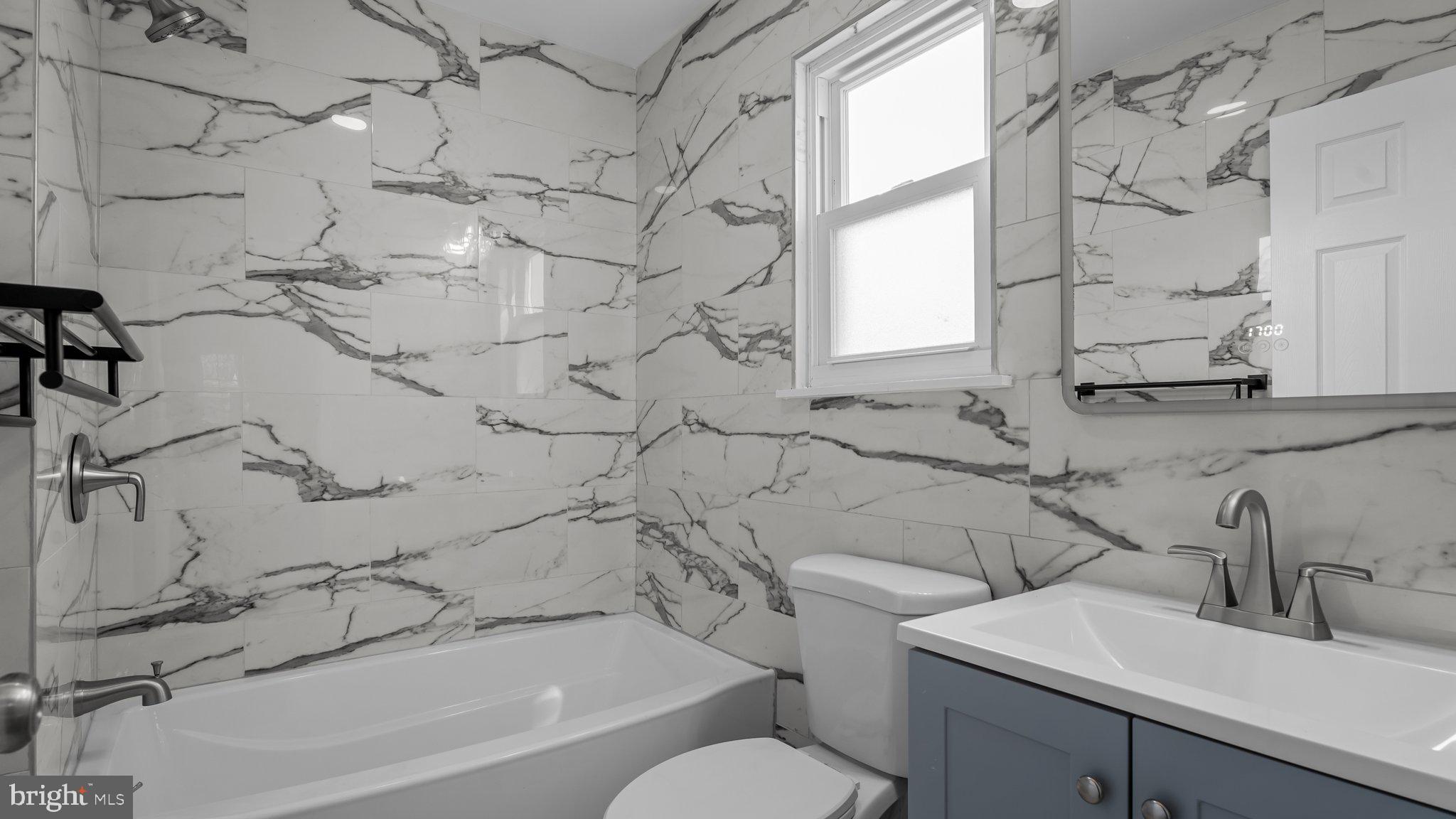 SALEM POINT - Residential