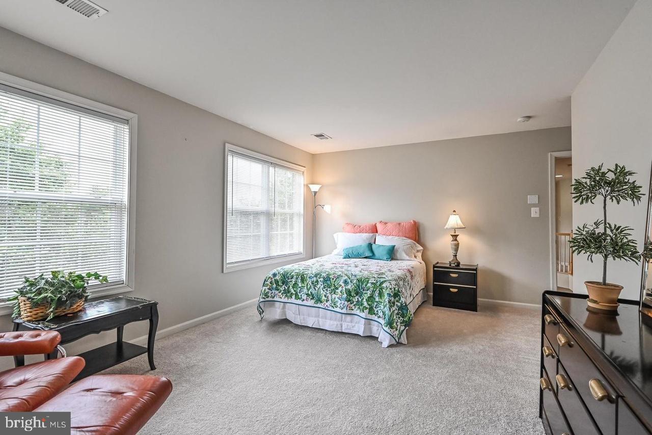 SOMERSET LANDING - Residential Lease