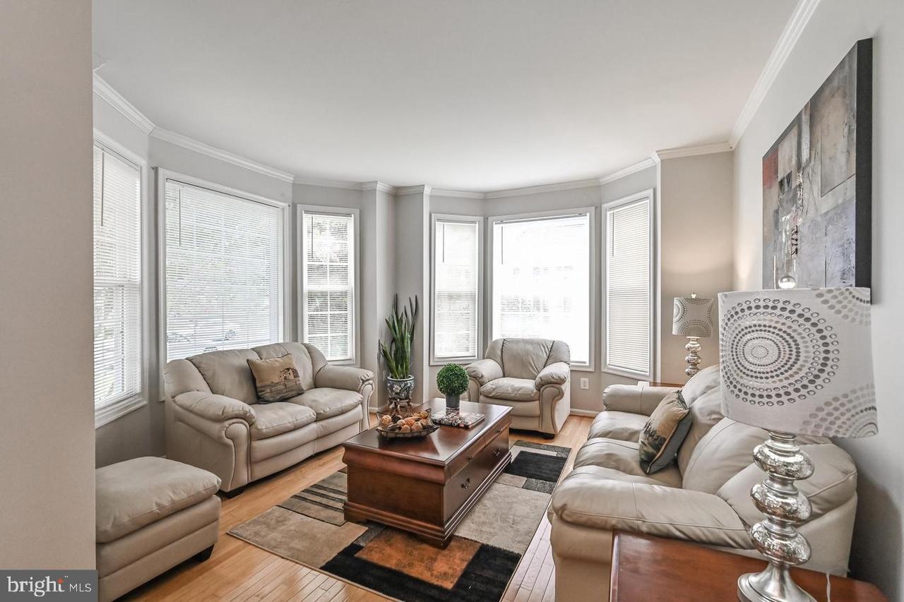 SOMERSET LANDING - Residential Lease