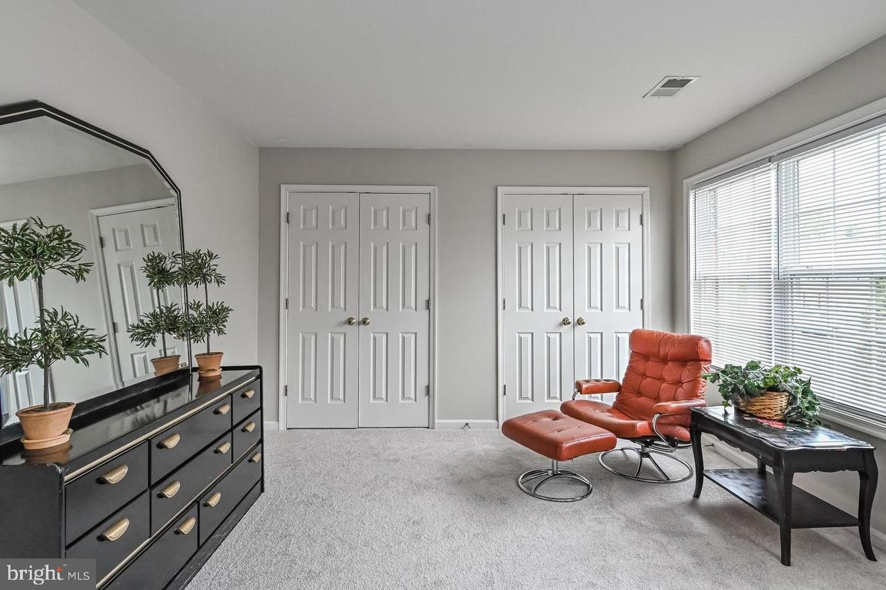 SOMERSET LANDING - Residential Lease