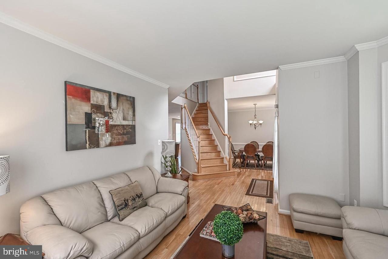 SOMERSET LANDING - Residential Lease