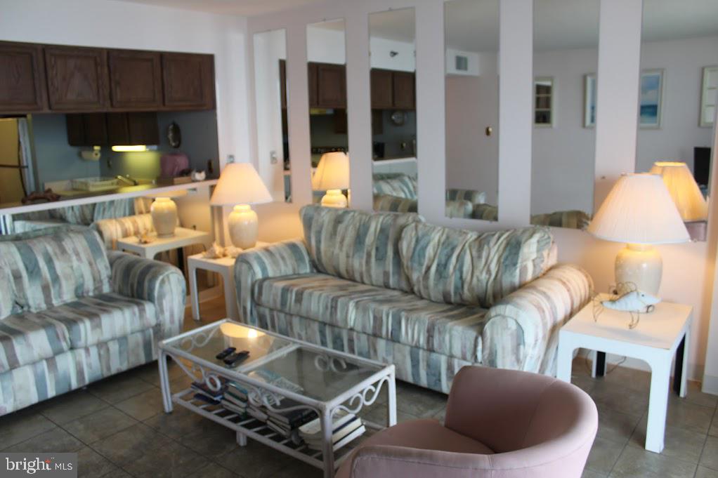 9900 COASTAL HIGHWAY 707