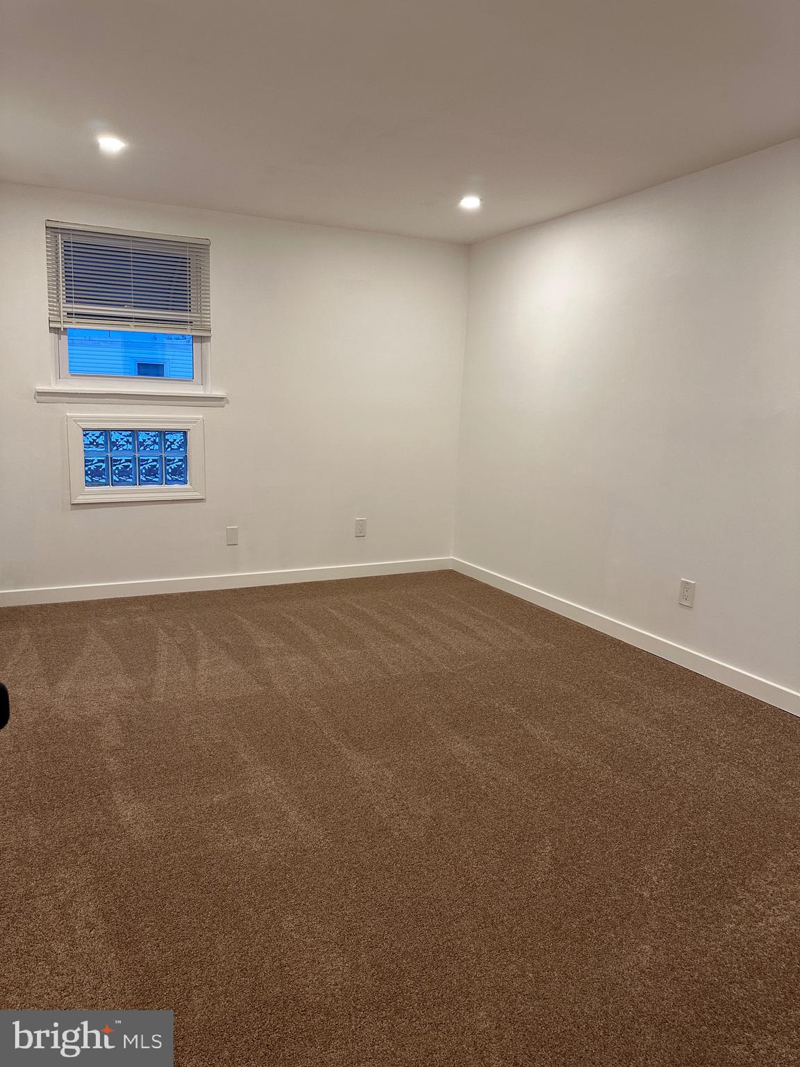 ACADEMY GARDENS - Residential Income