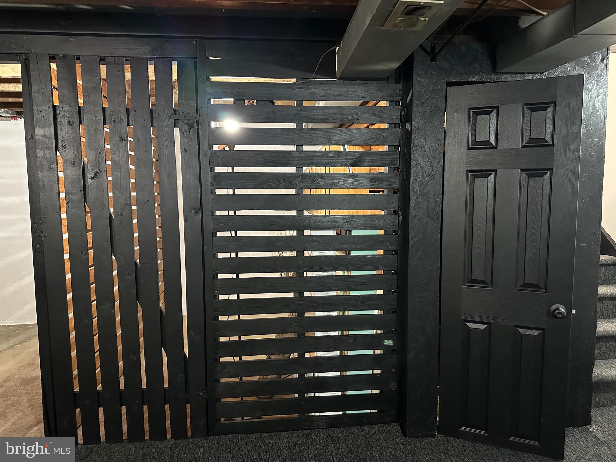 ACADEMY GARDENS - Residential Income