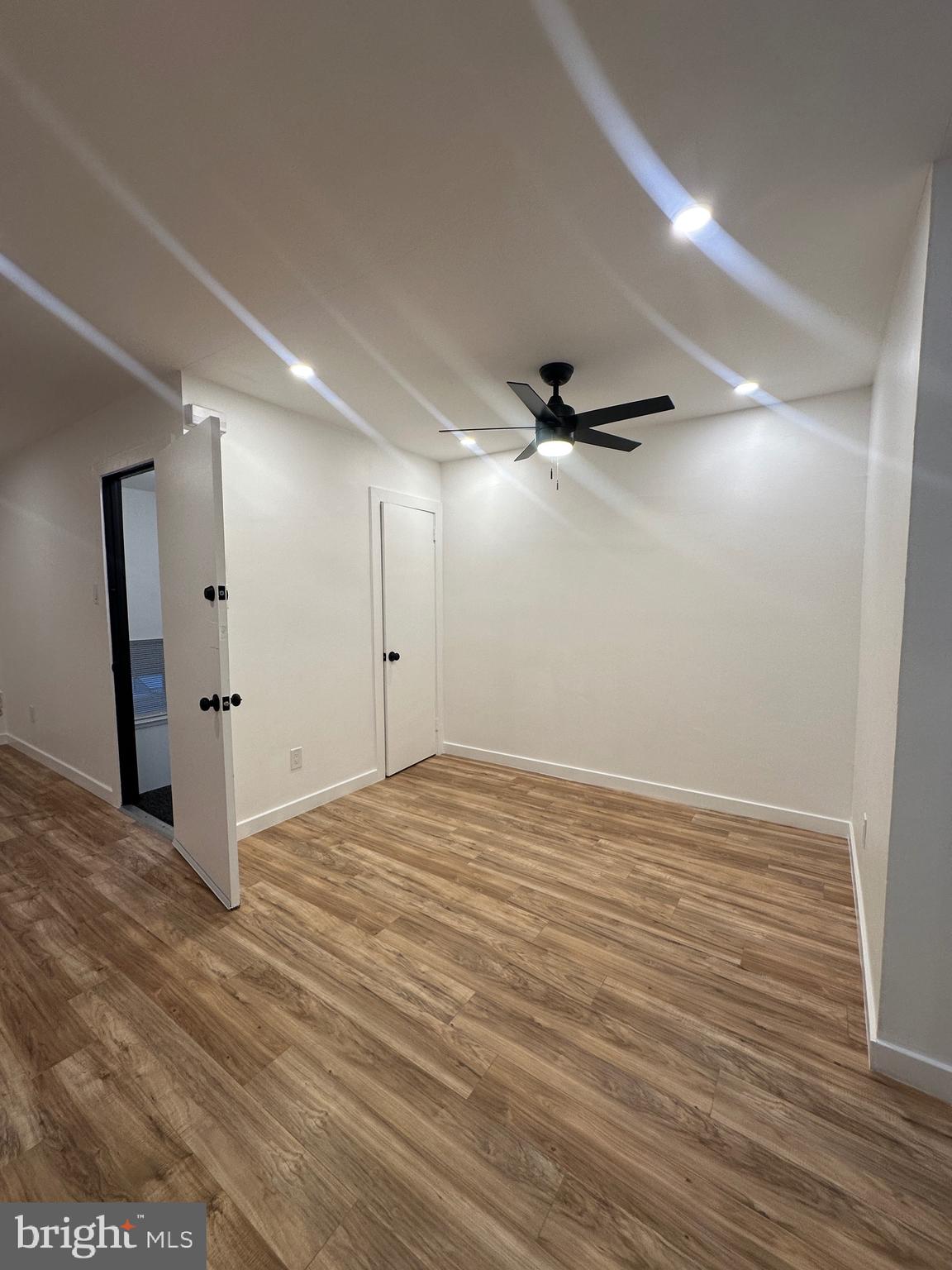 ACADEMY GARDENS - Residential Income