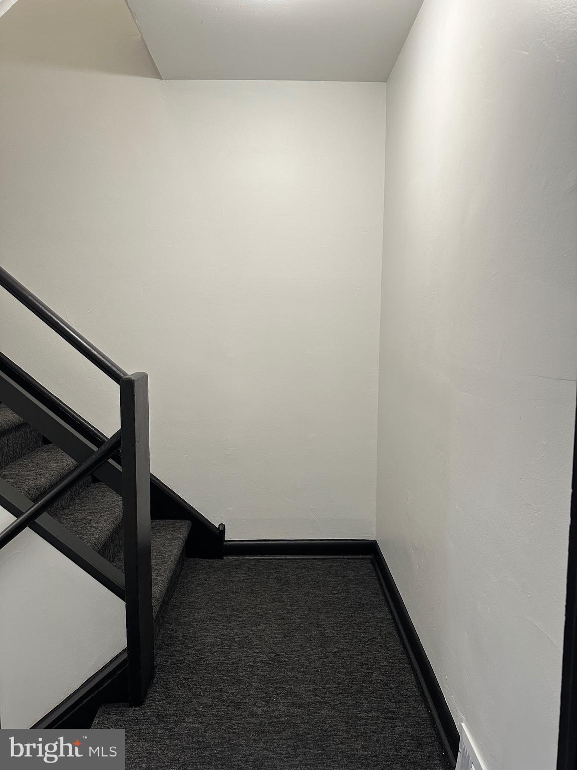 ACADEMY GARDENS - Residential Income