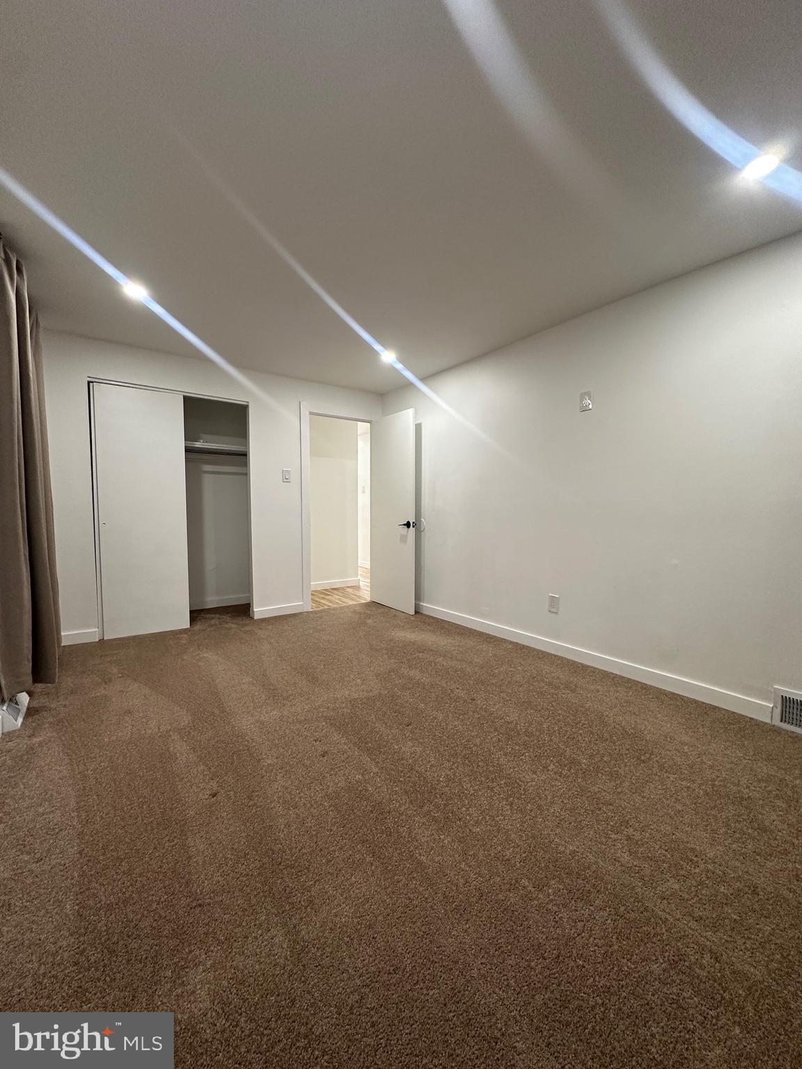 ACADEMY GARDENS - Residential Income