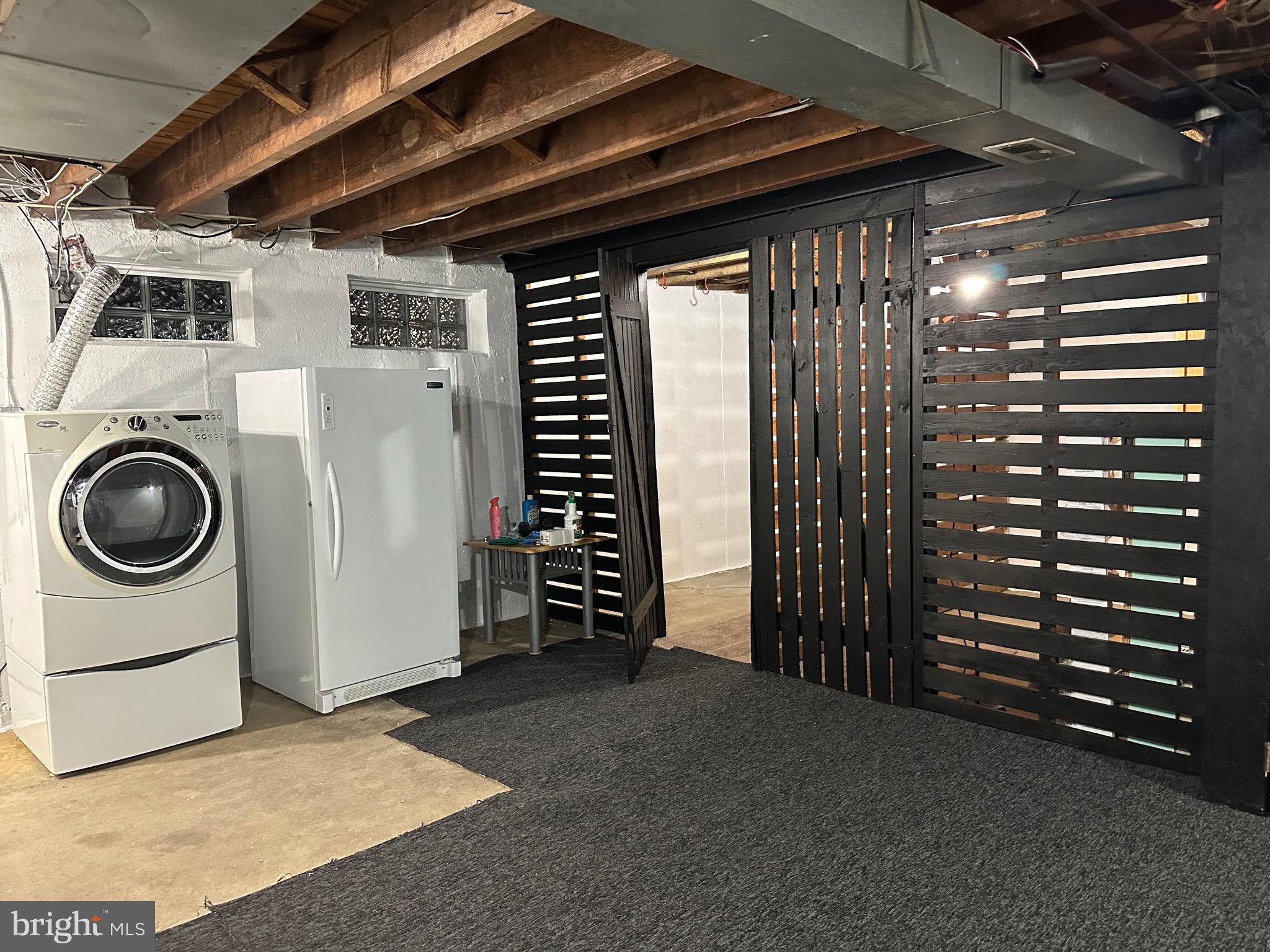 ACADEMY GARDENS - Residential Income