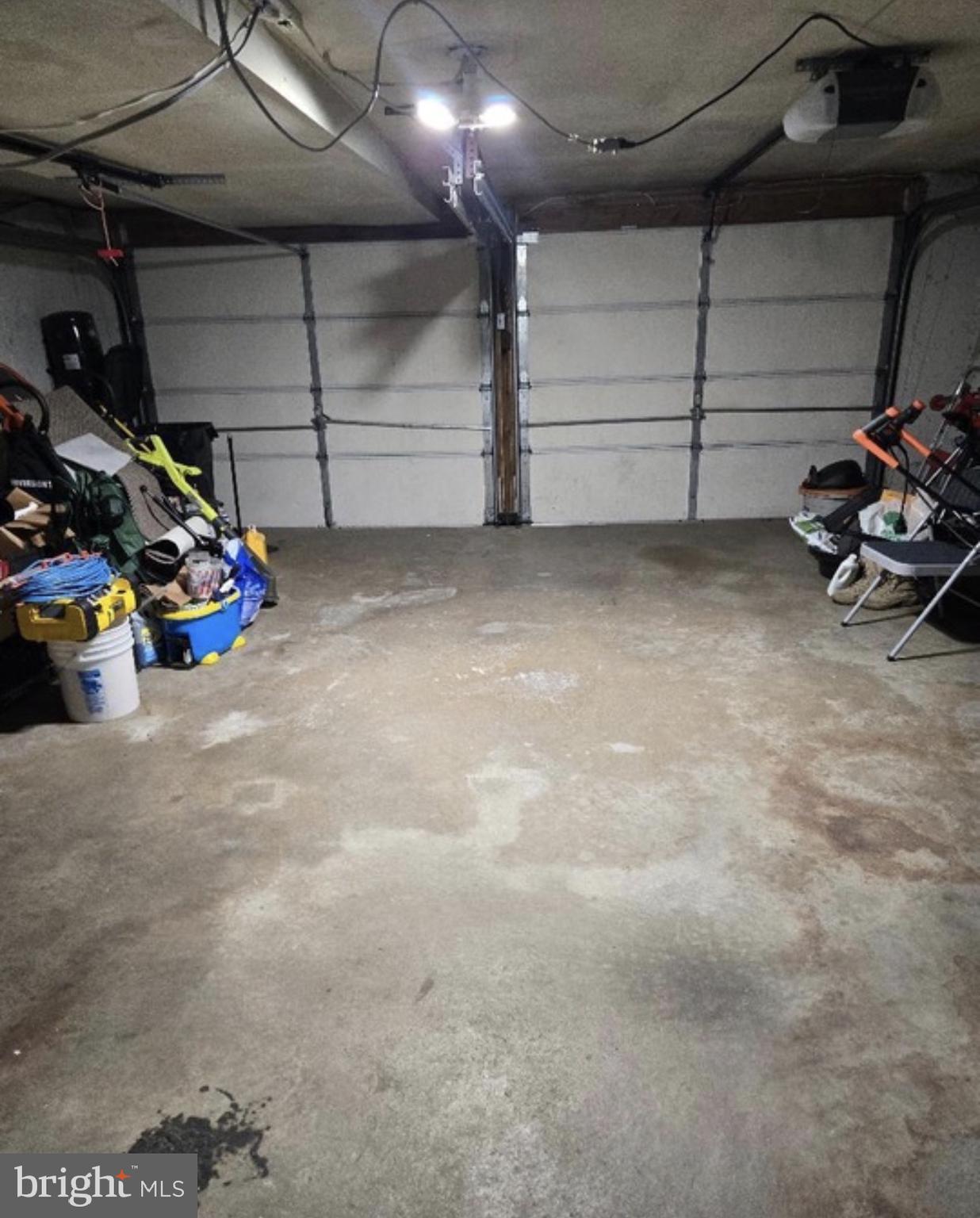 ACADEMY GARDENS - Residential Income