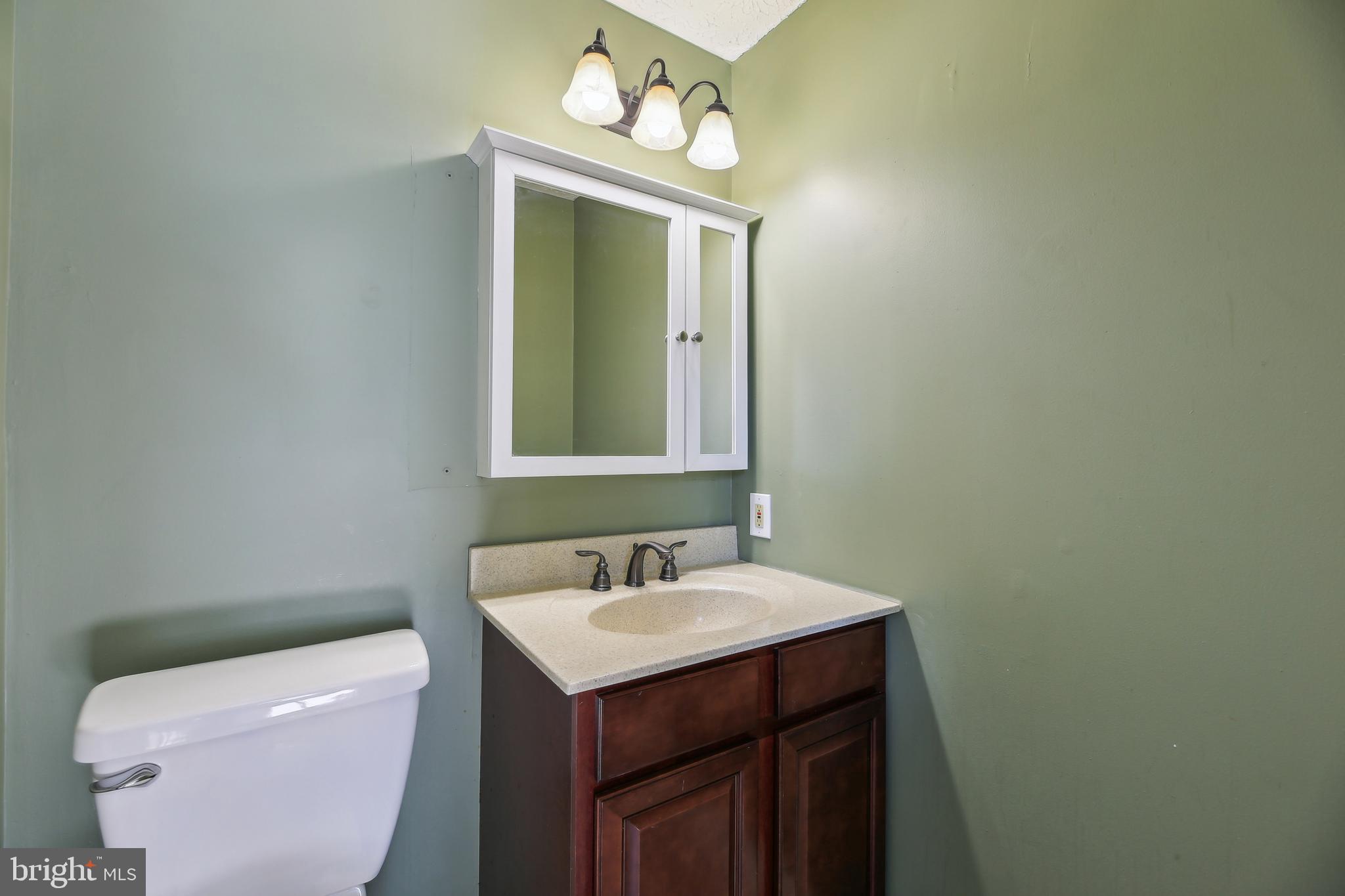 SOUTH HAMPTON - Residential