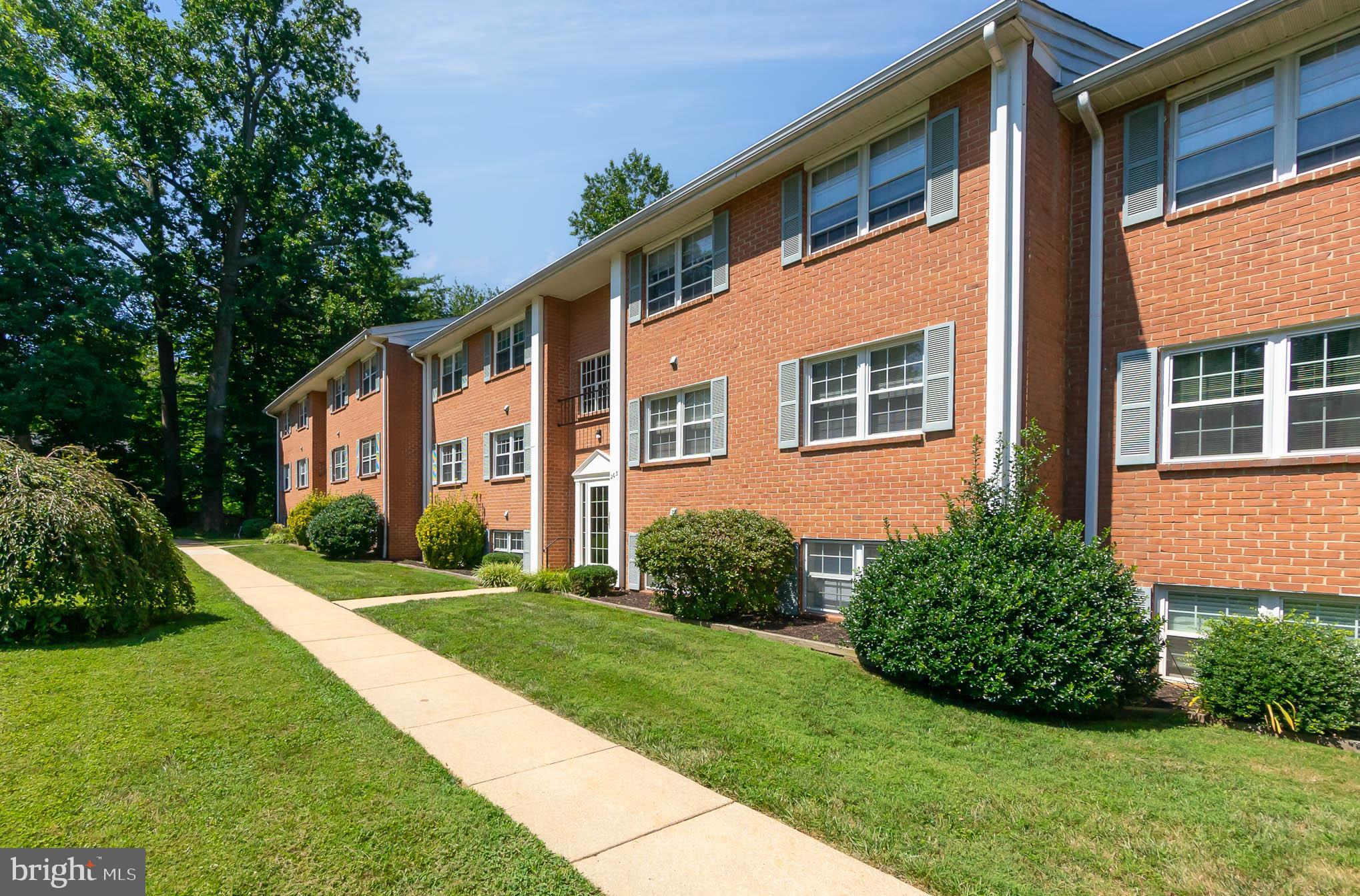 HICKORY HILLS - Residential