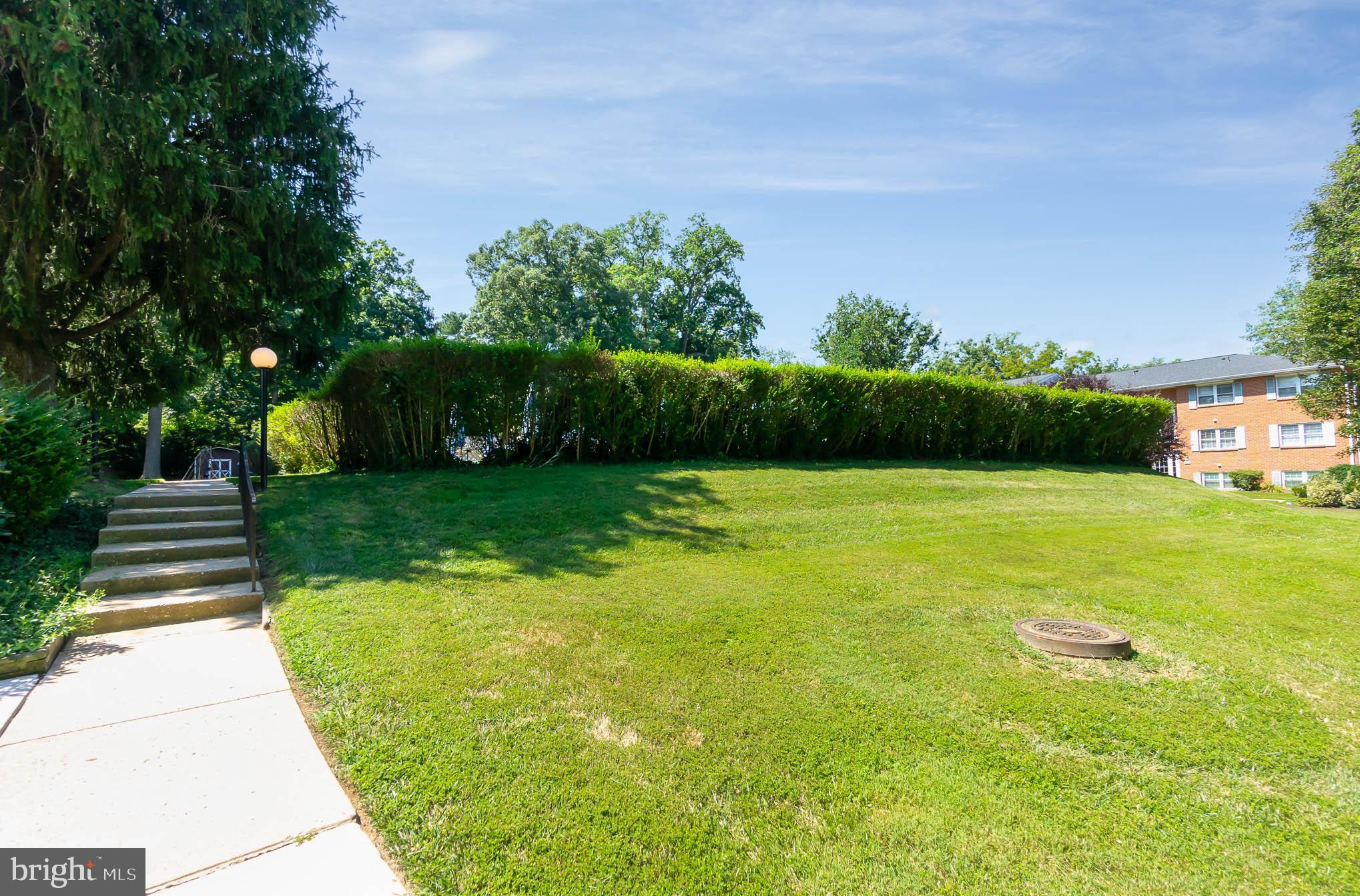 HICKORY HILLS - Residential