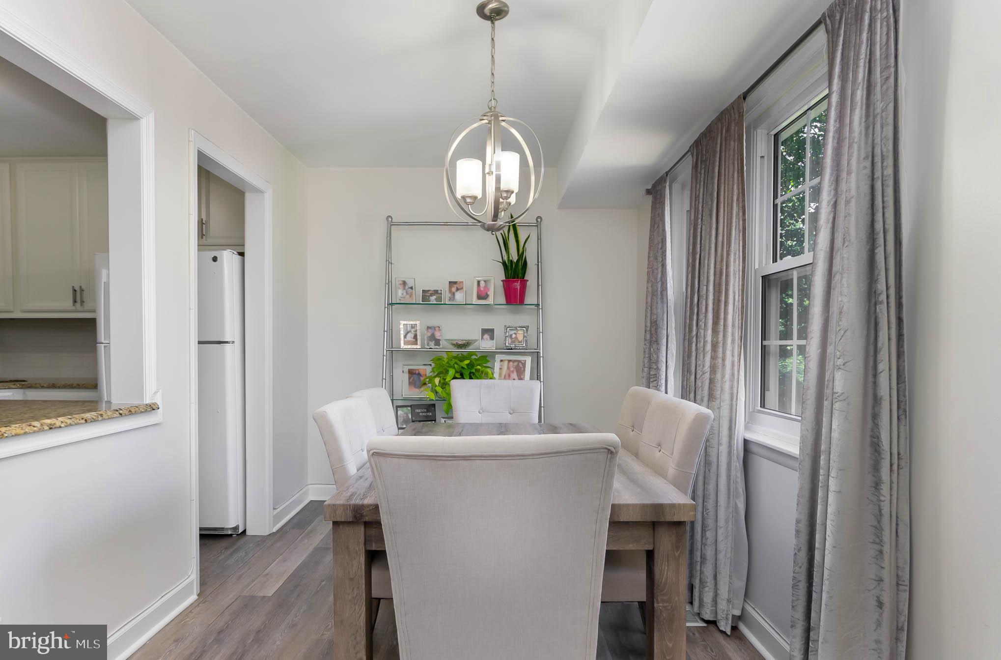 HICKORY HILLS - Residential