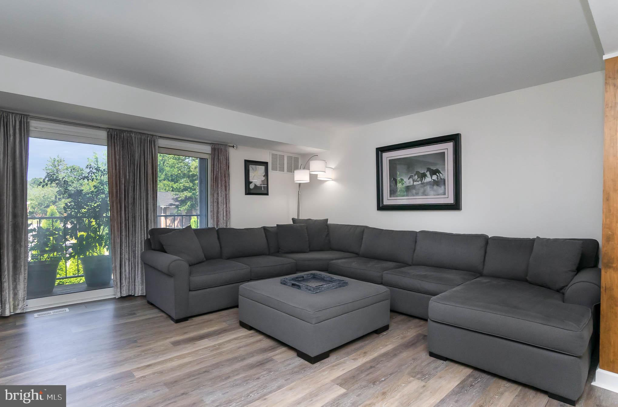 HICKORY HILLS - Residential