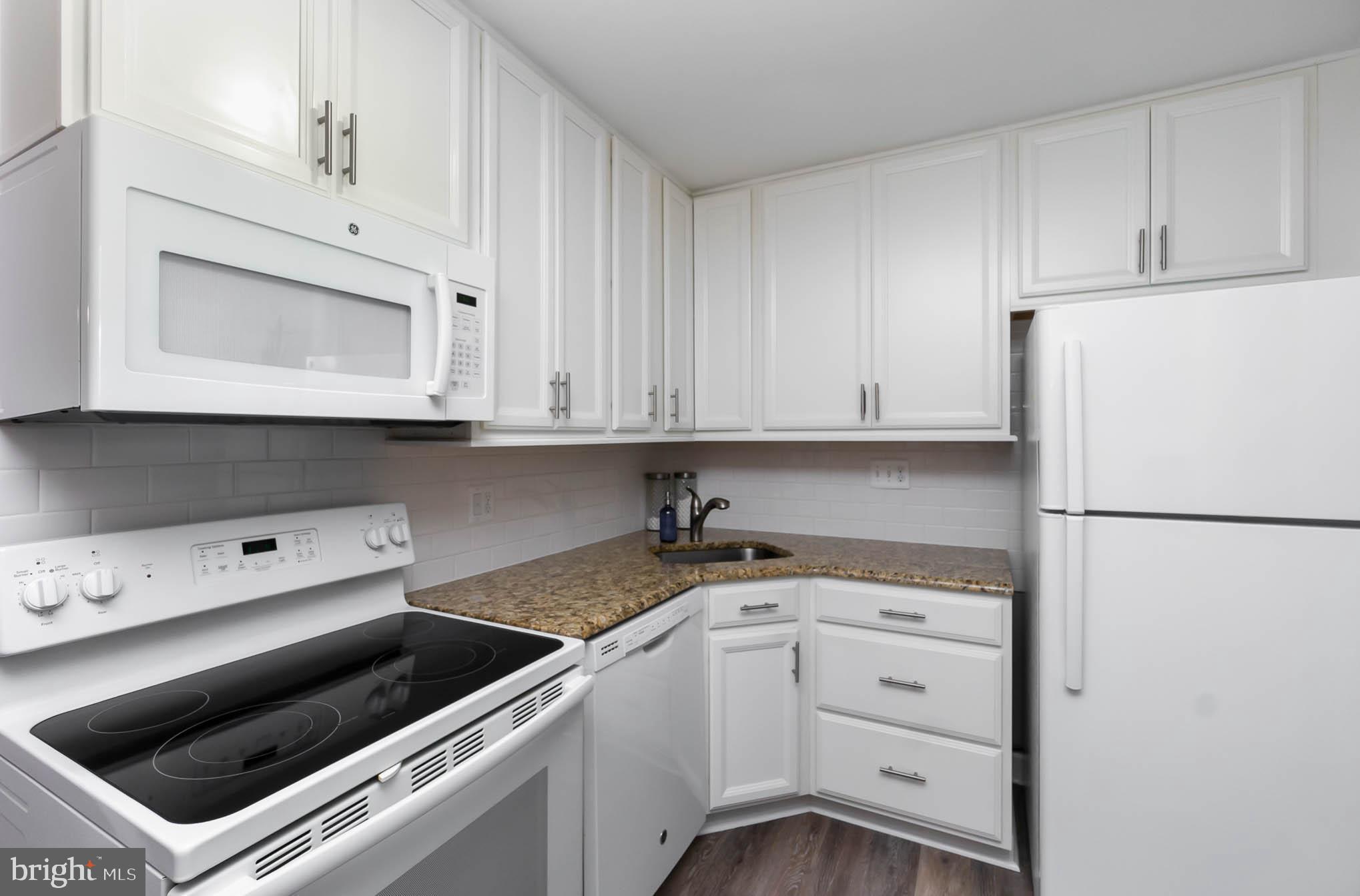 HICKORY HILLS - Residential