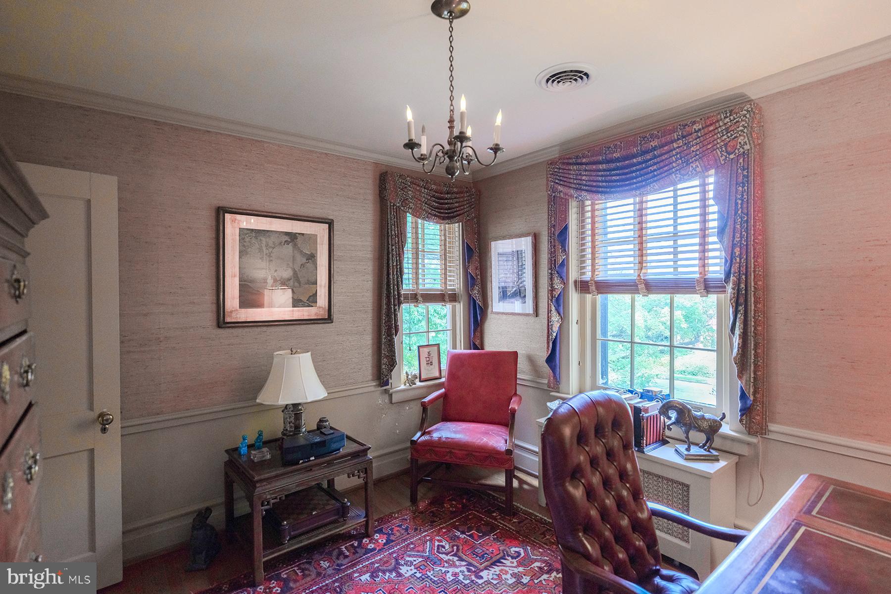 NORTH END - Residential