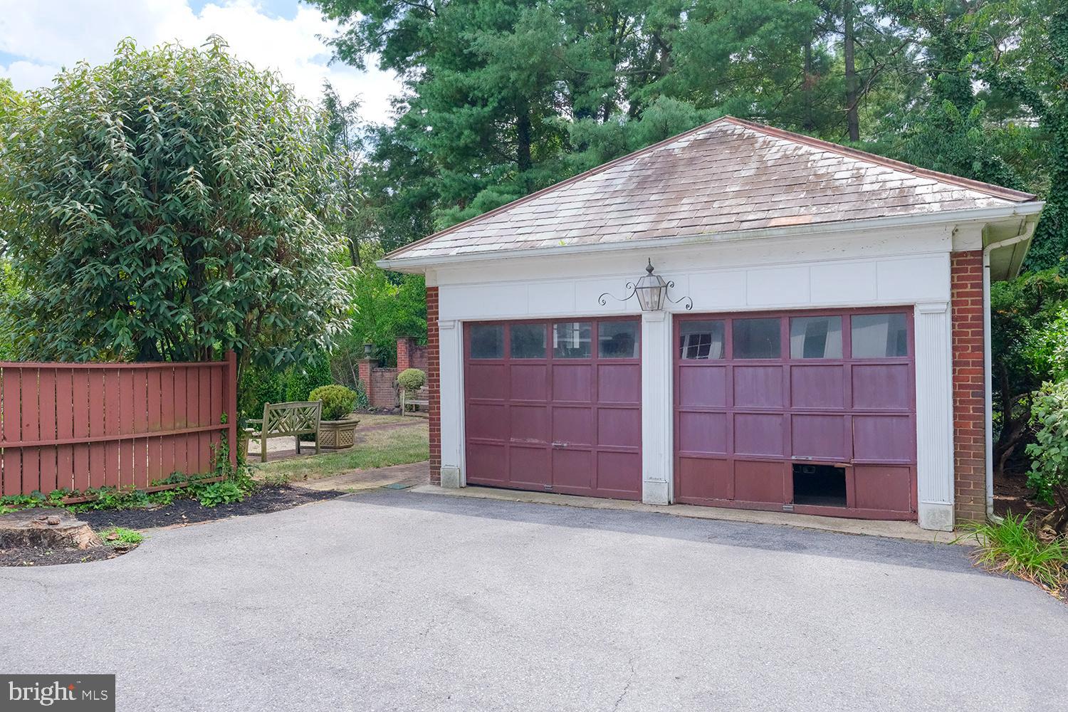 NORTH END - Residential