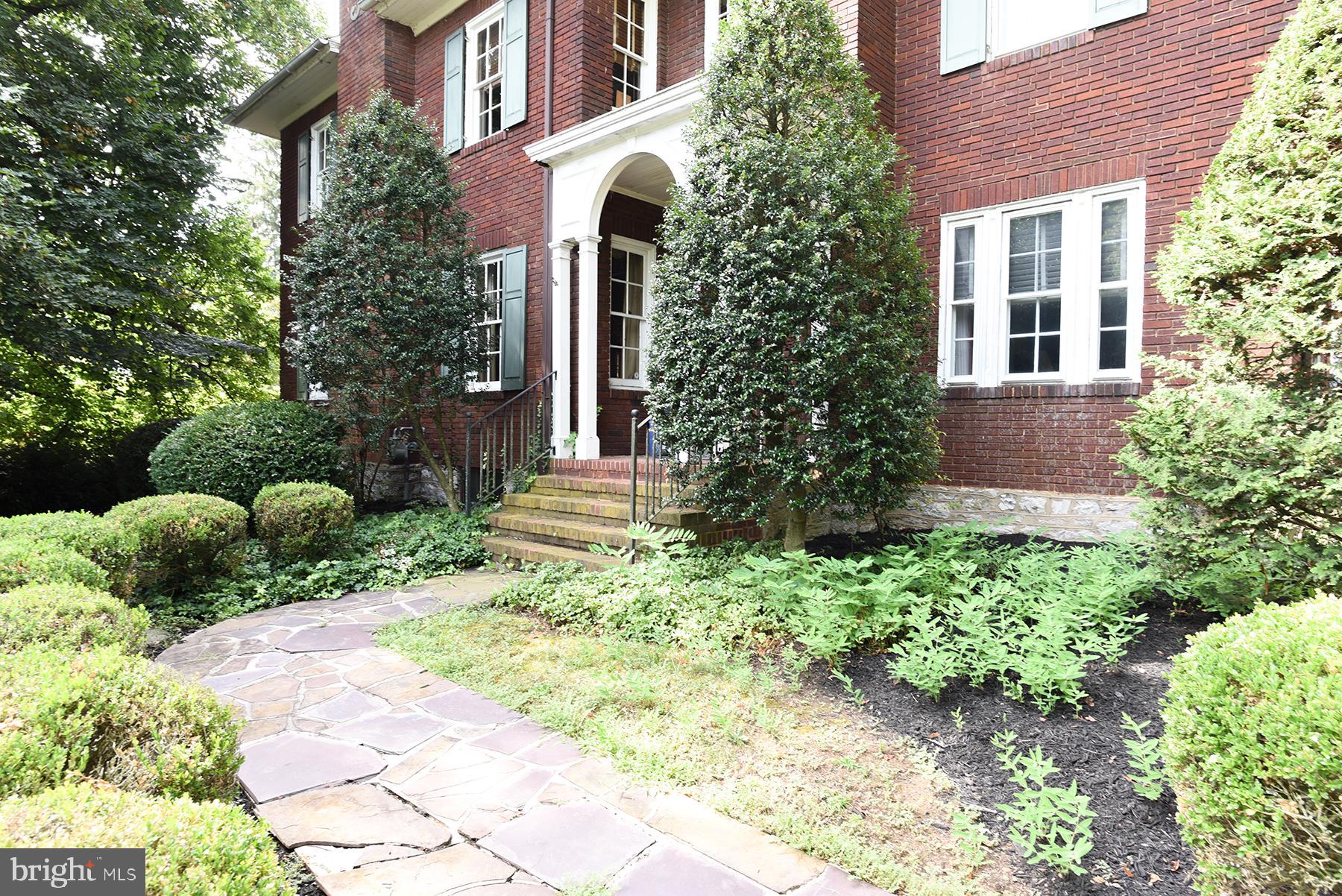 NORTH END - Residential