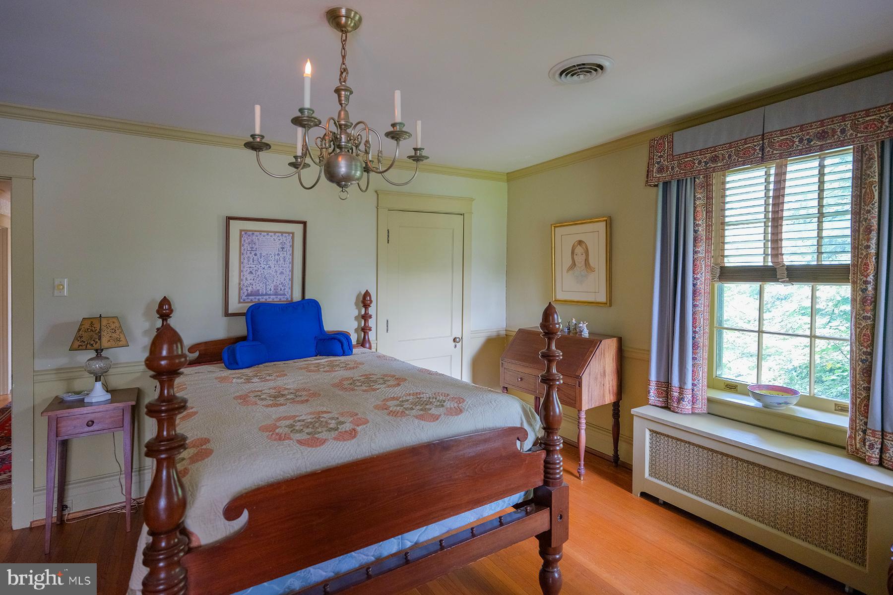 NORTH END - Residential