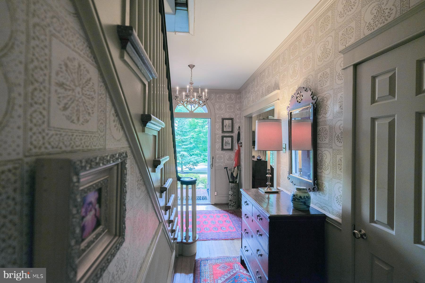 NORTH END - Residential