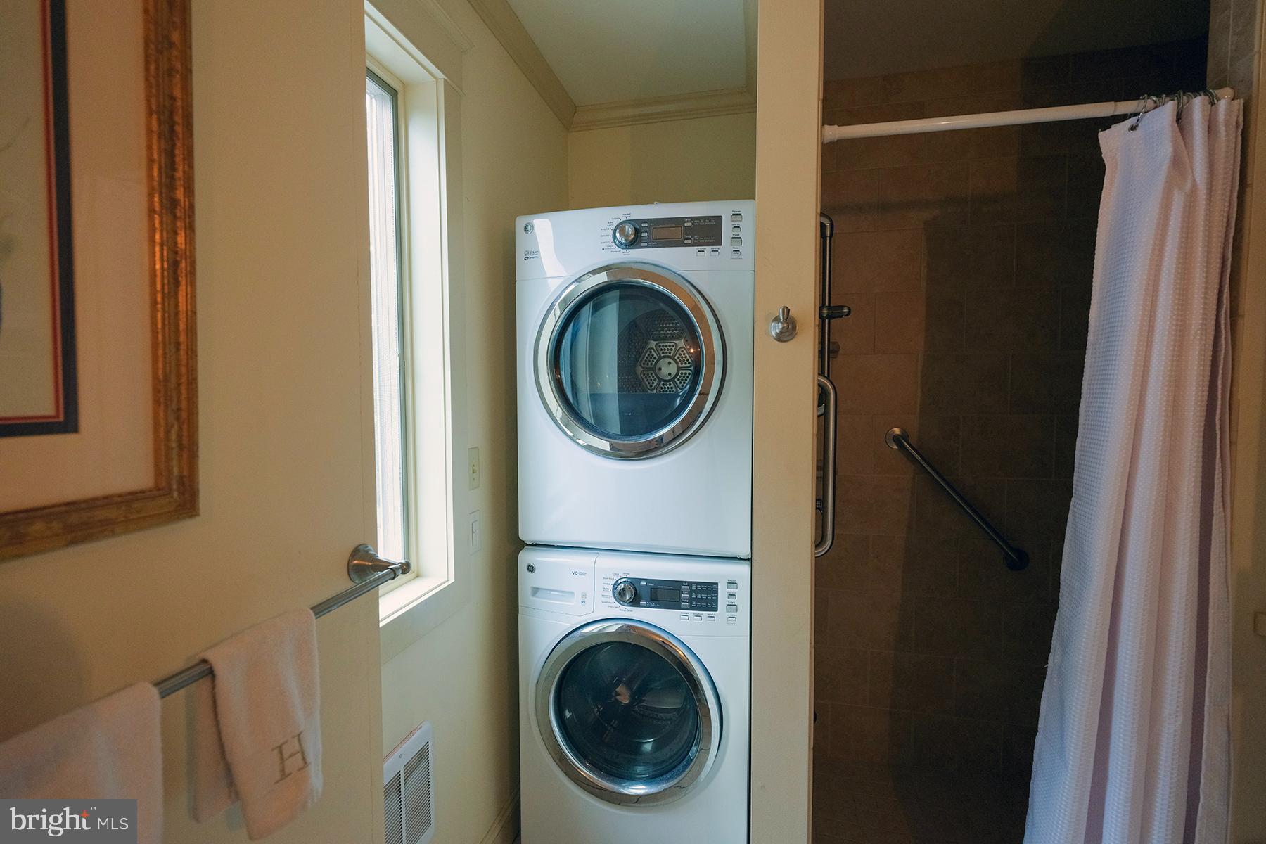 NORTH END - Residential