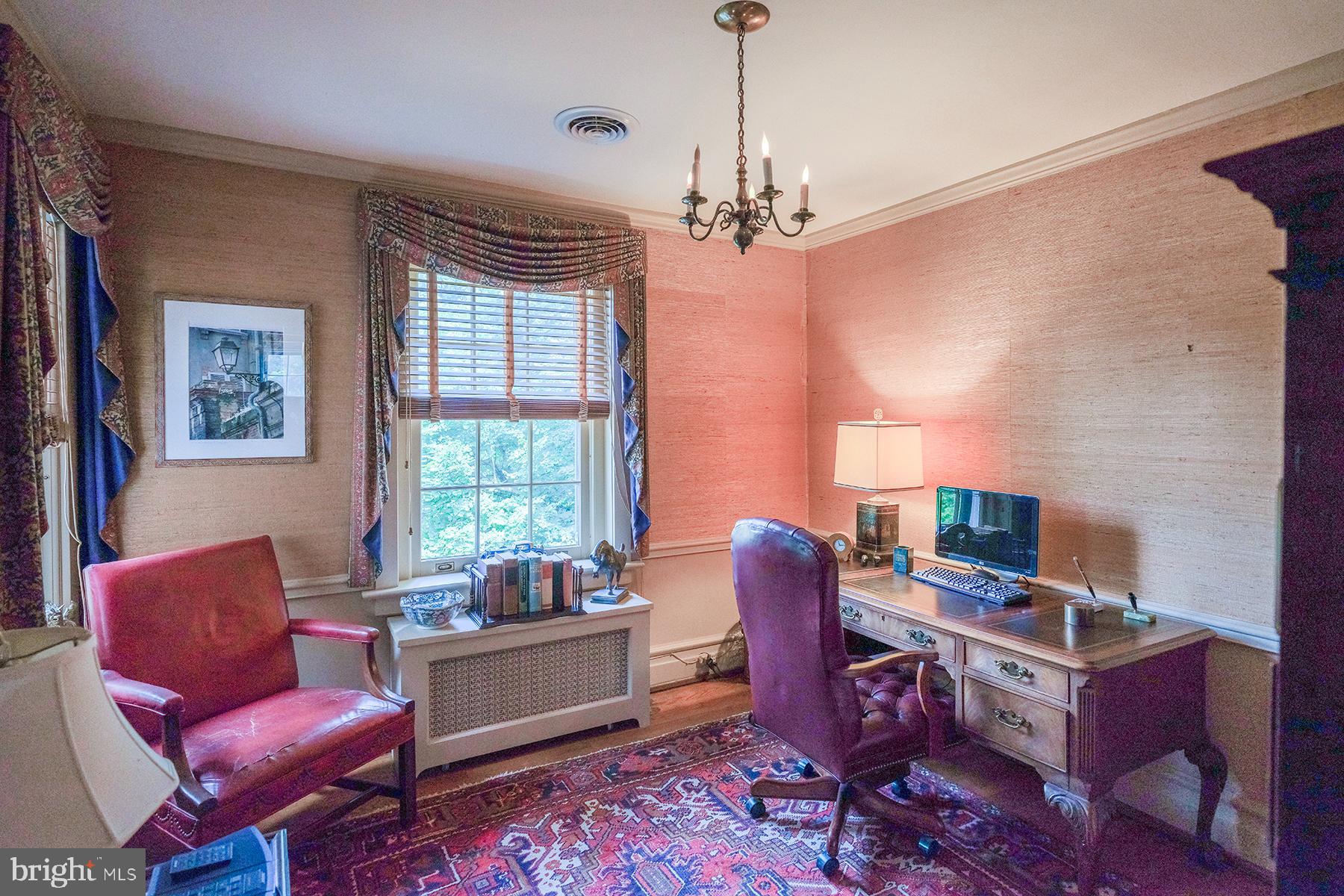 NORTH END - Residential