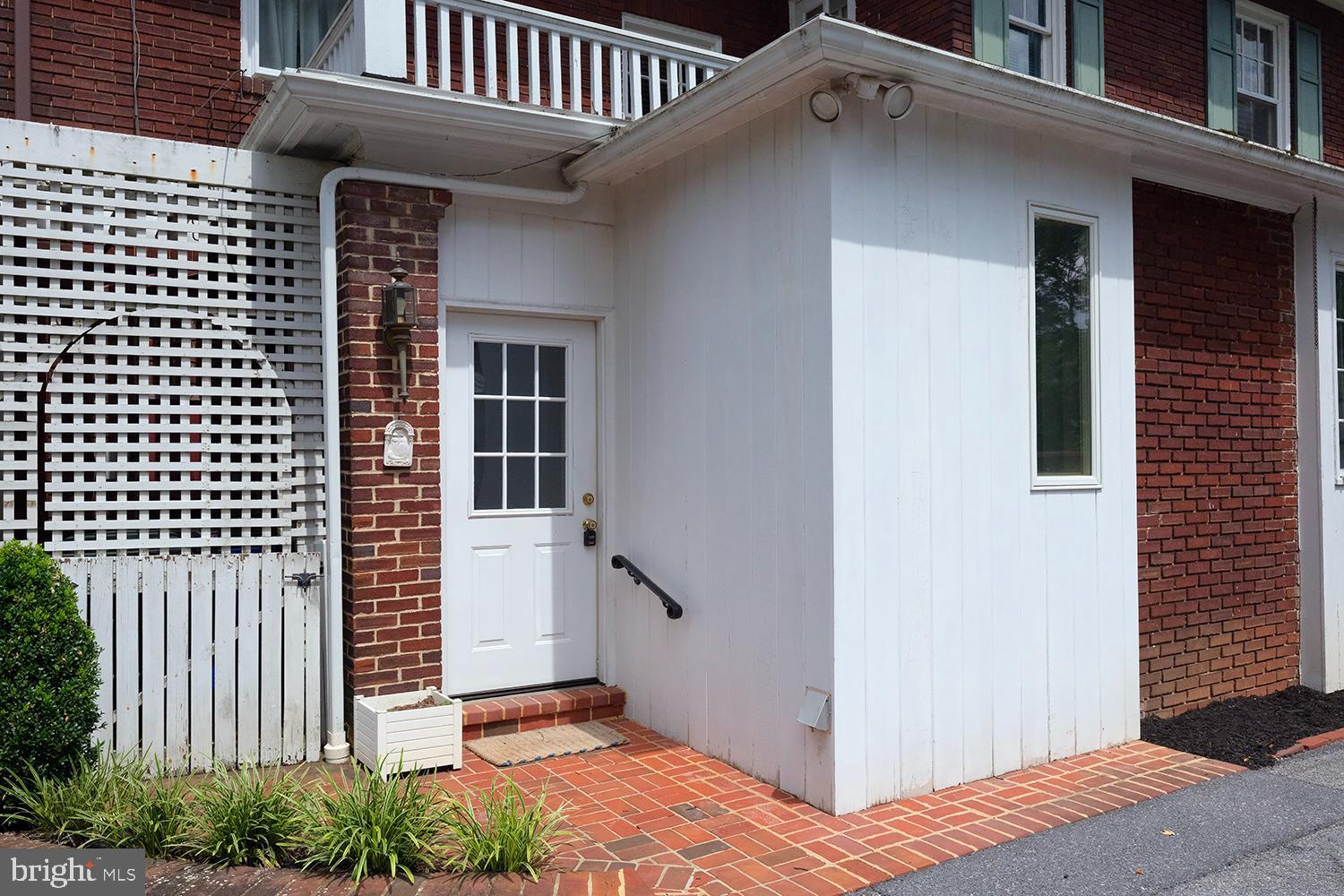 NORTH END - Residential