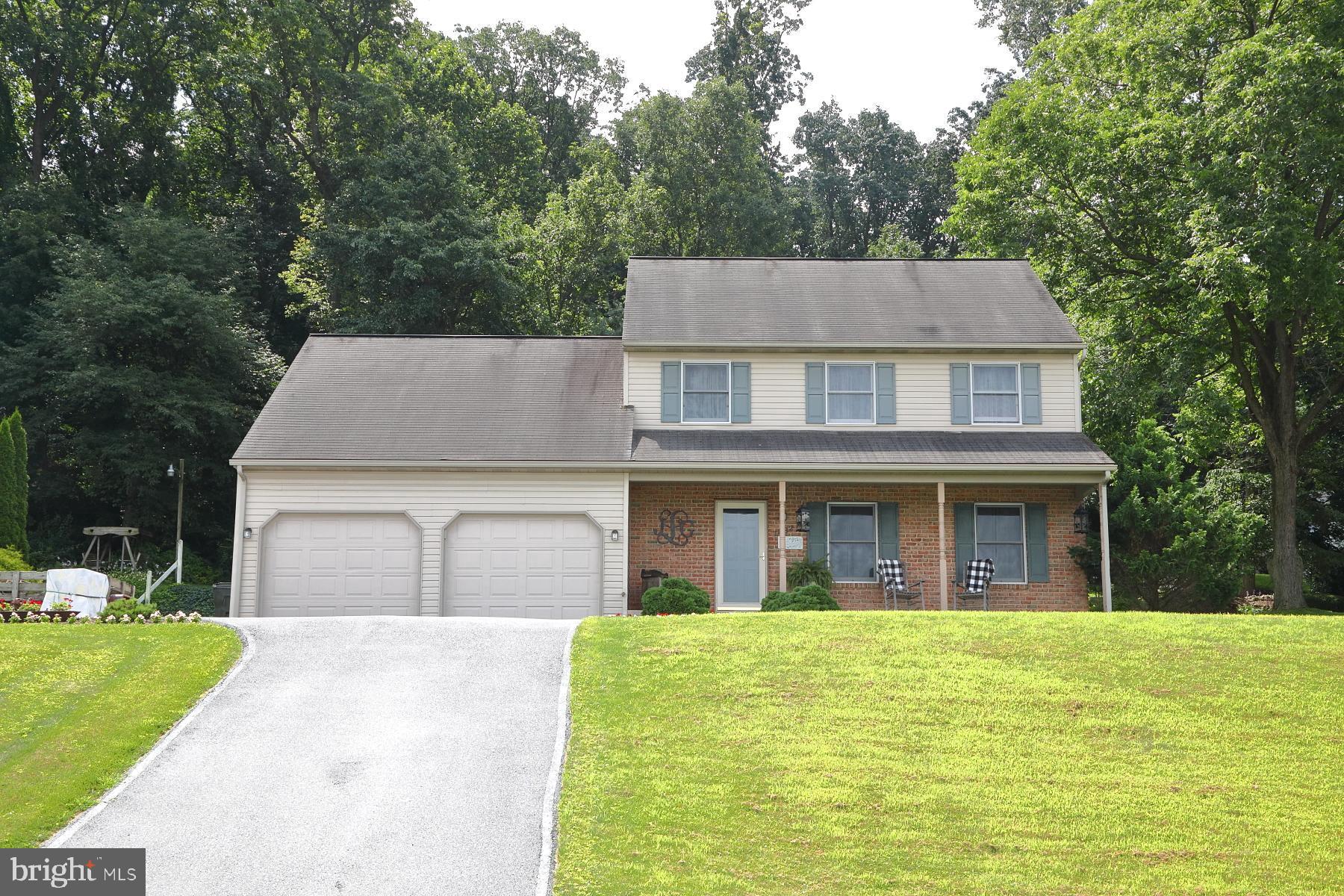 1282 EDGEWOOD DRIVE