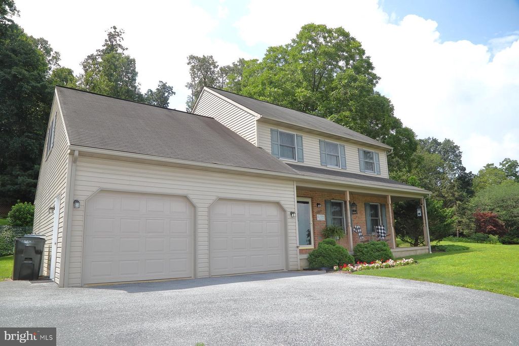 Photo of 1282 Edgewood Drive, EAST EARL, PA 17519 (MLS # PALA2073044)