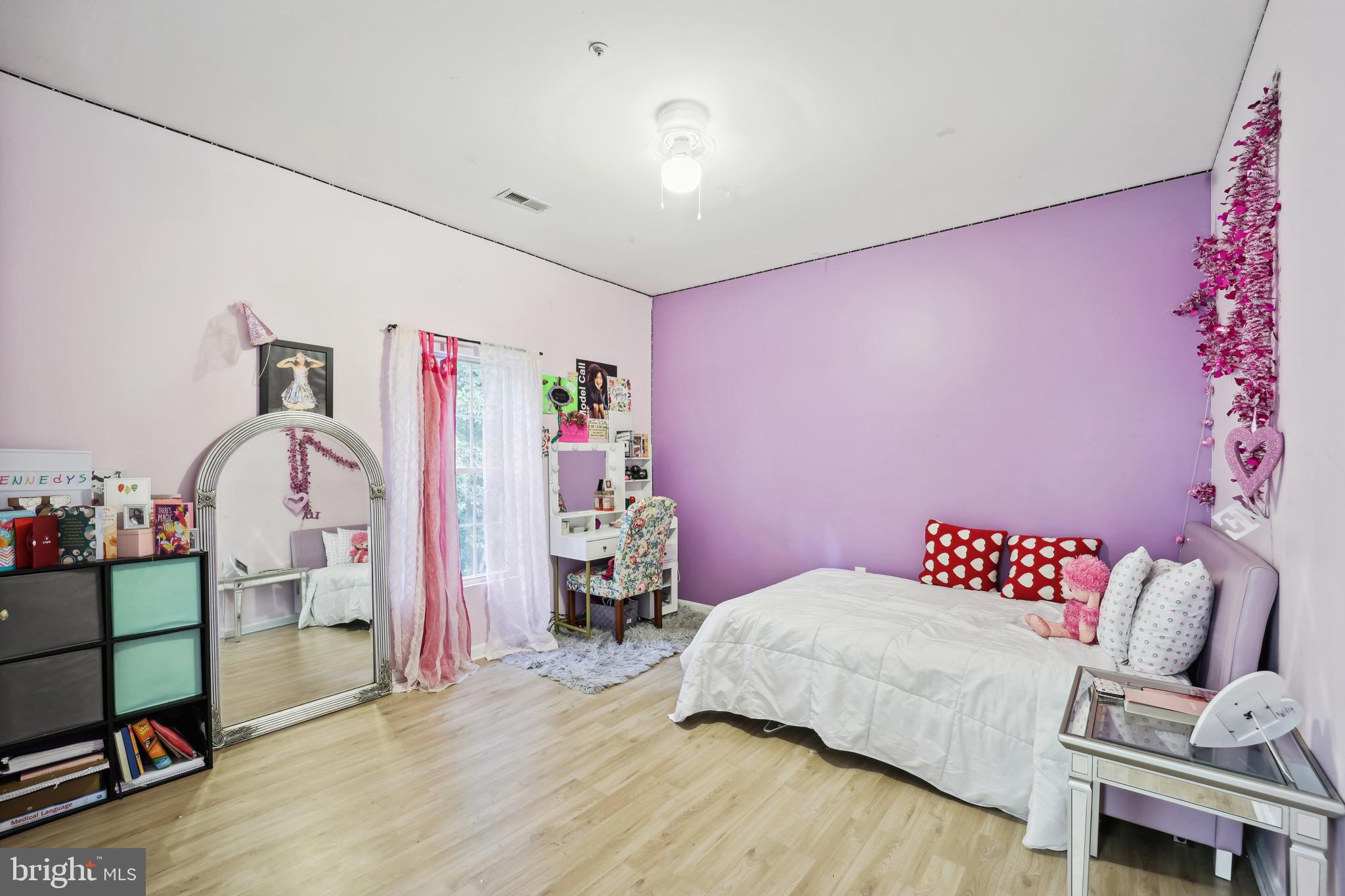 HUNTERS GLEN - Residential