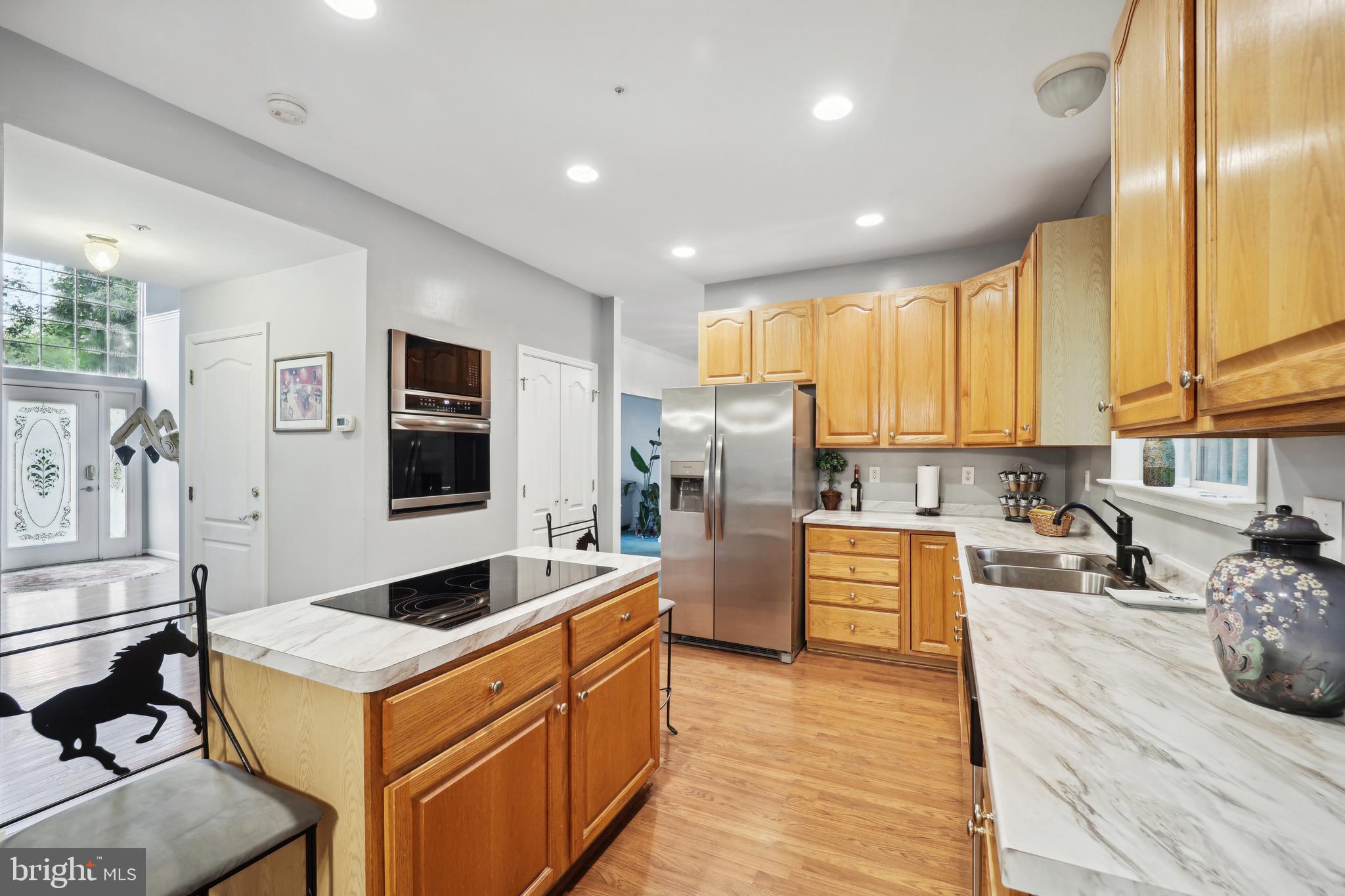 HUNTERS GLEN - Residential