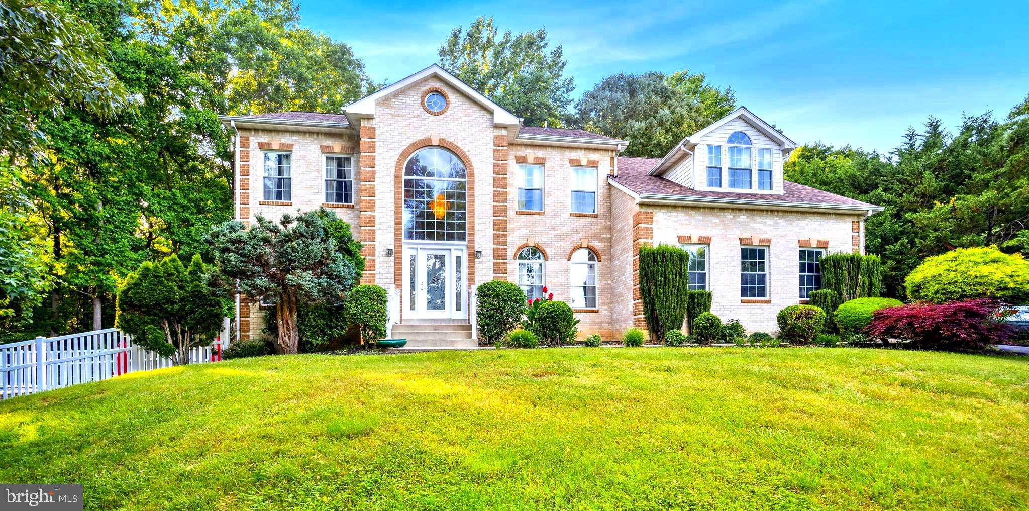 HUNTERS GLEN - Residential