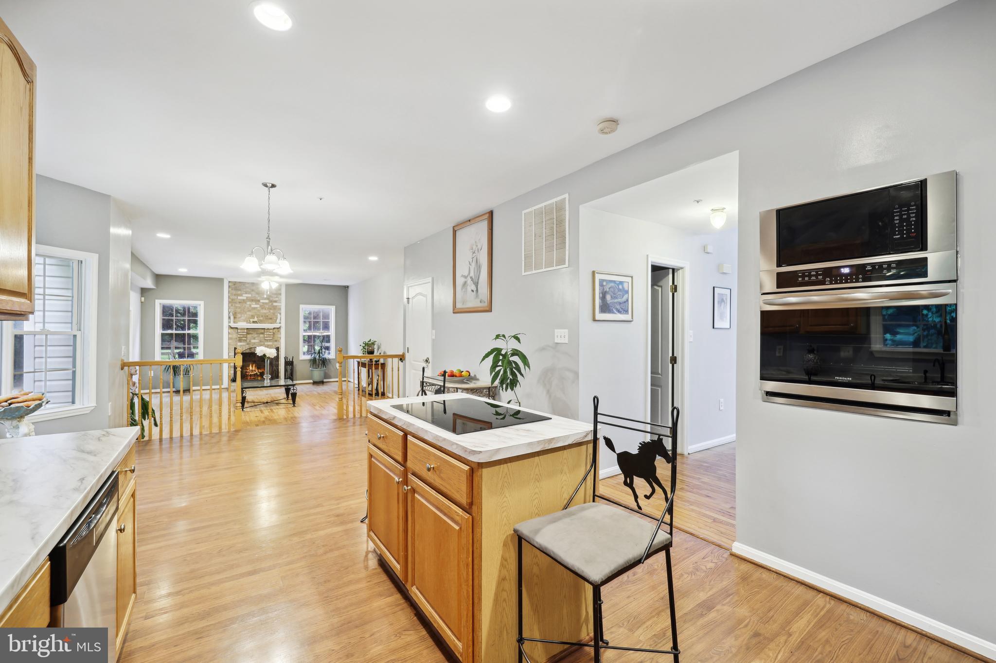 HUNTERS GLEN - Residential