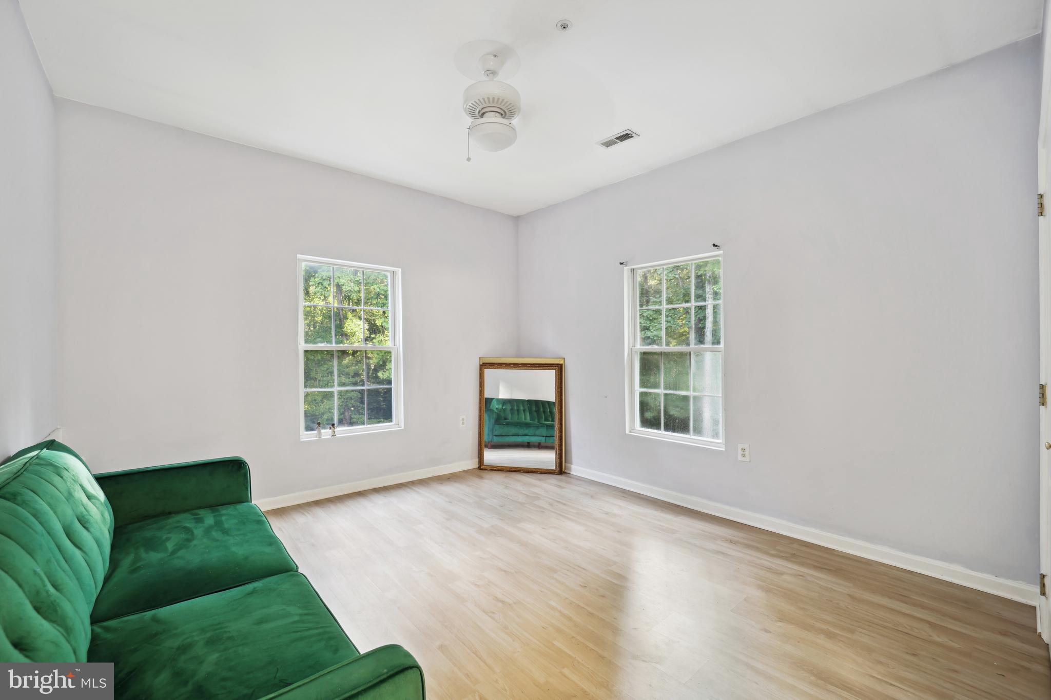 HUNTERS GLEN - Residential