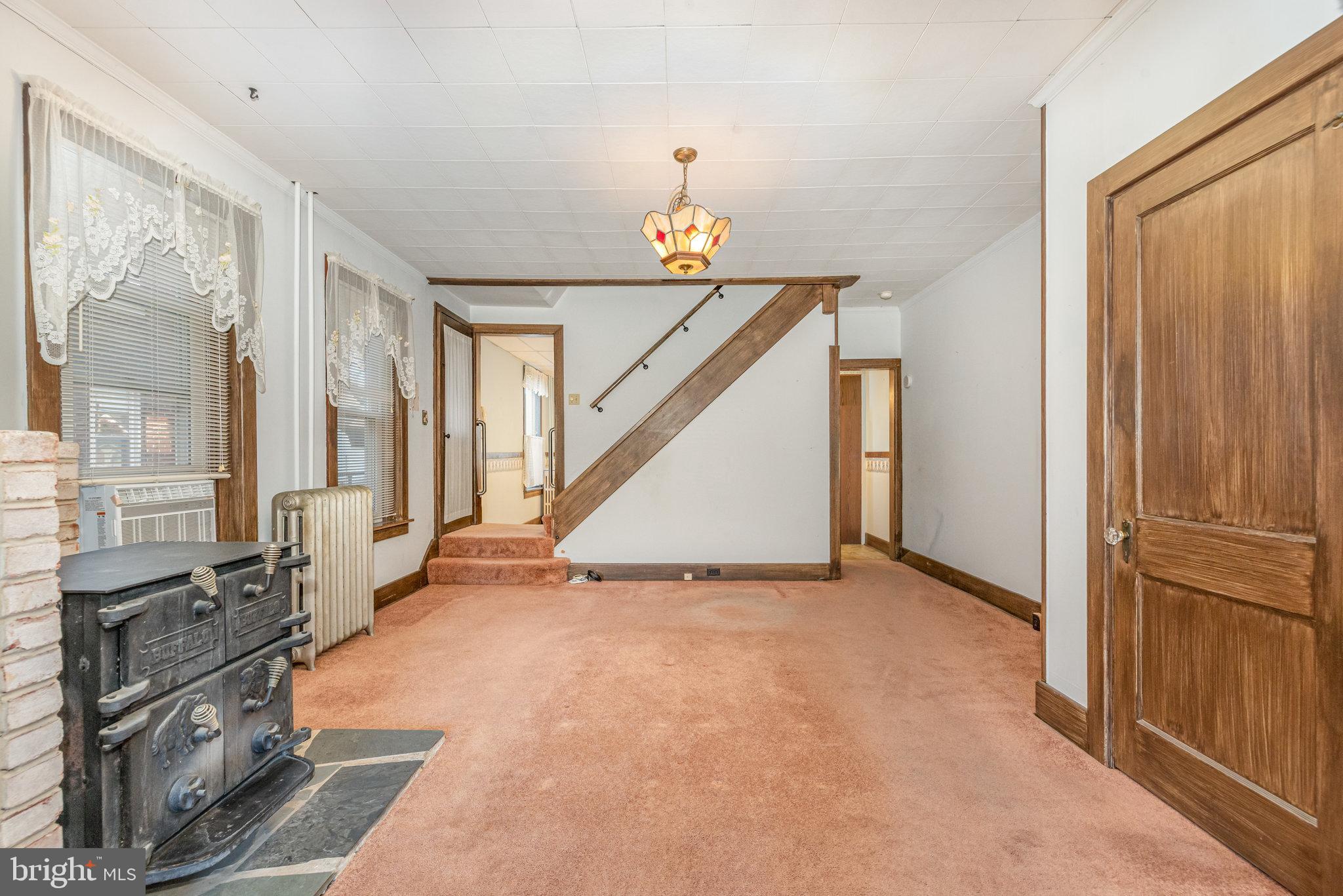 203 S HARRISON STREET