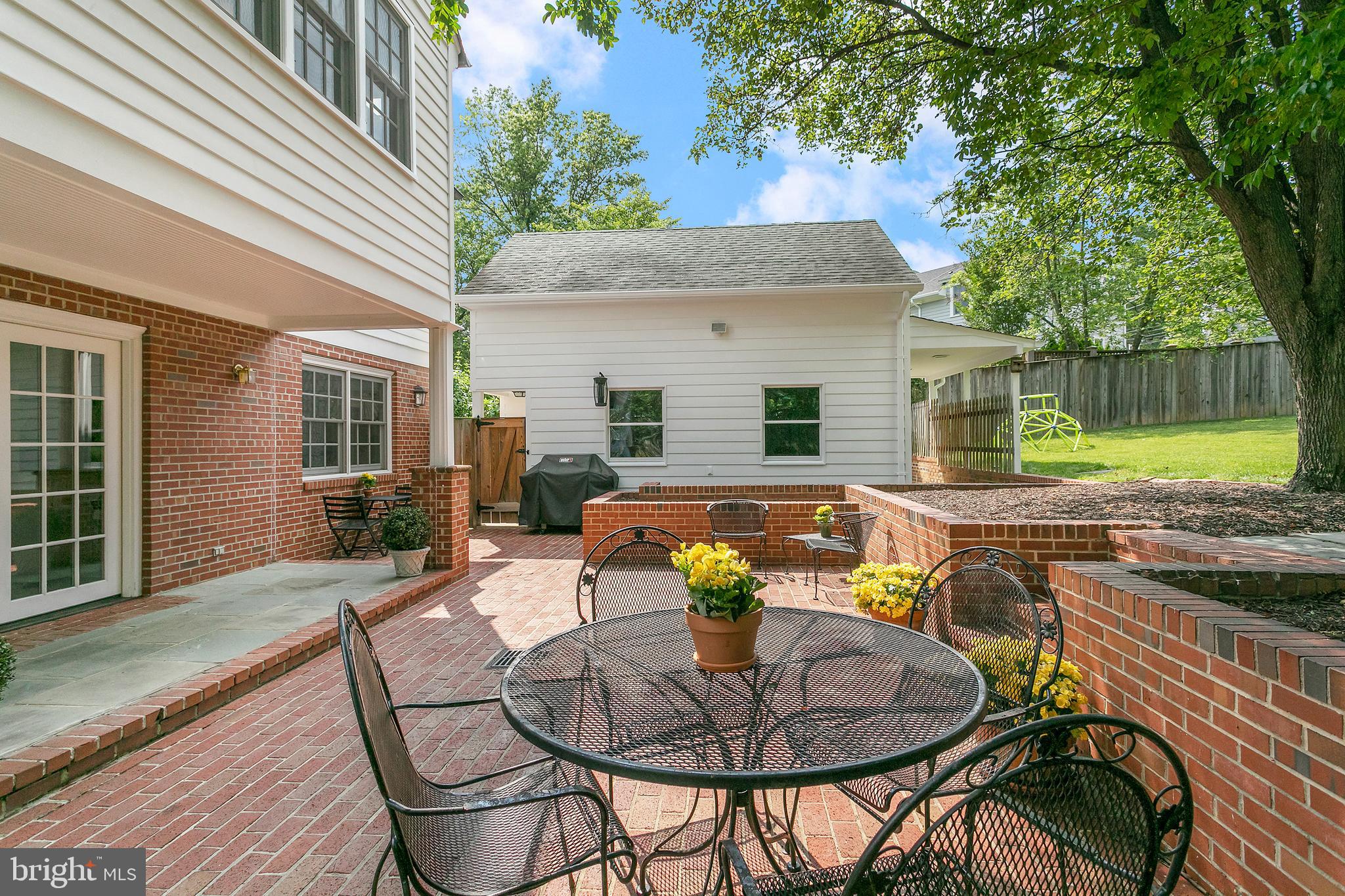 PINEHURST VILLAGE - Residential