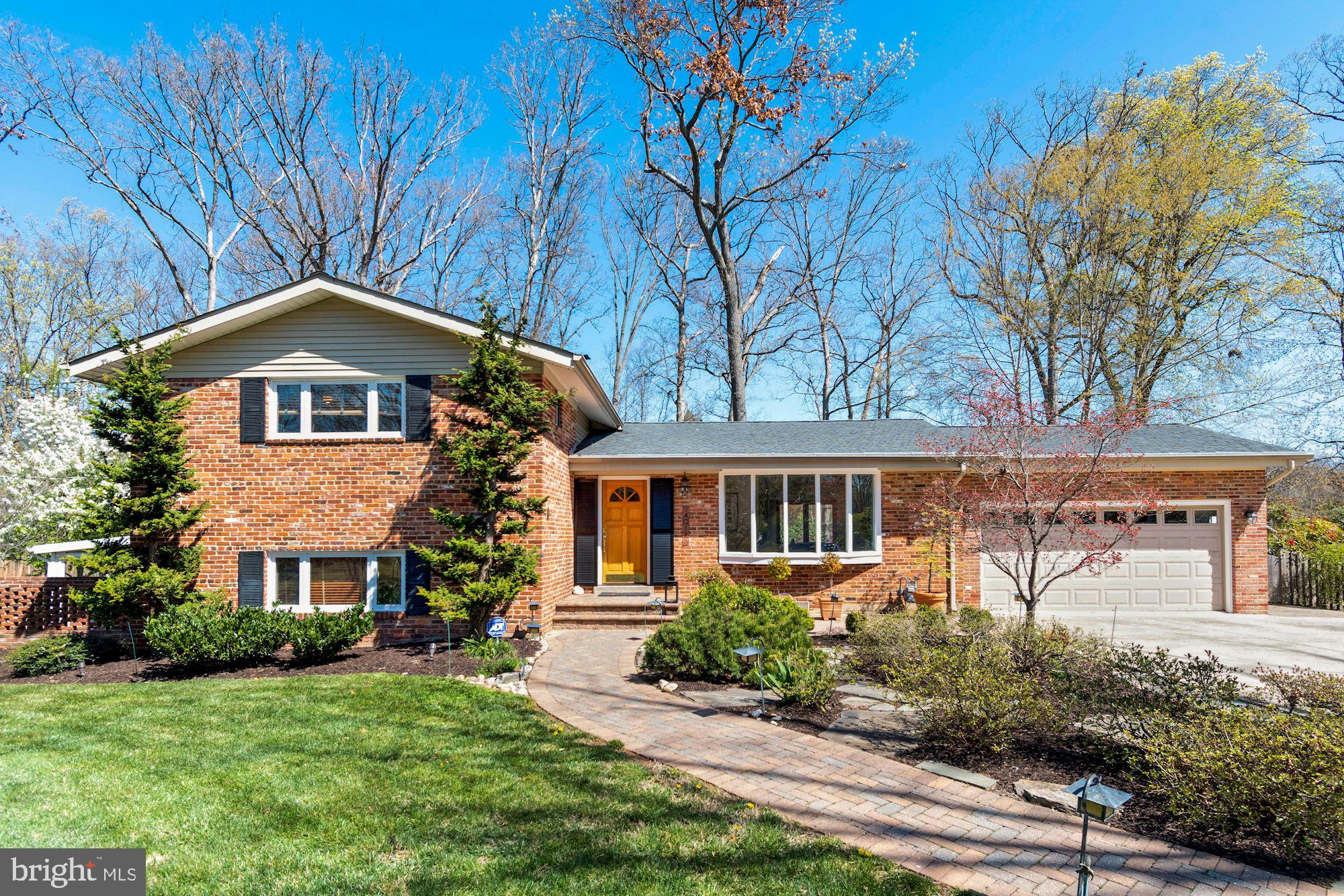 SULGRAVE MANOR - Residential