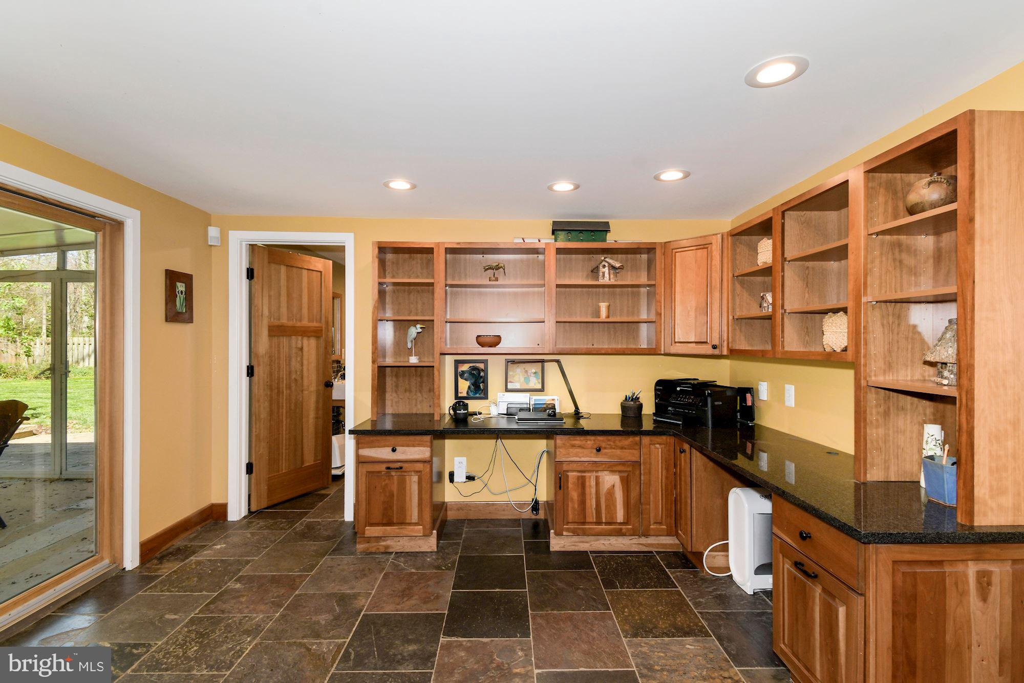 SULGRAVE MANOR - Residential