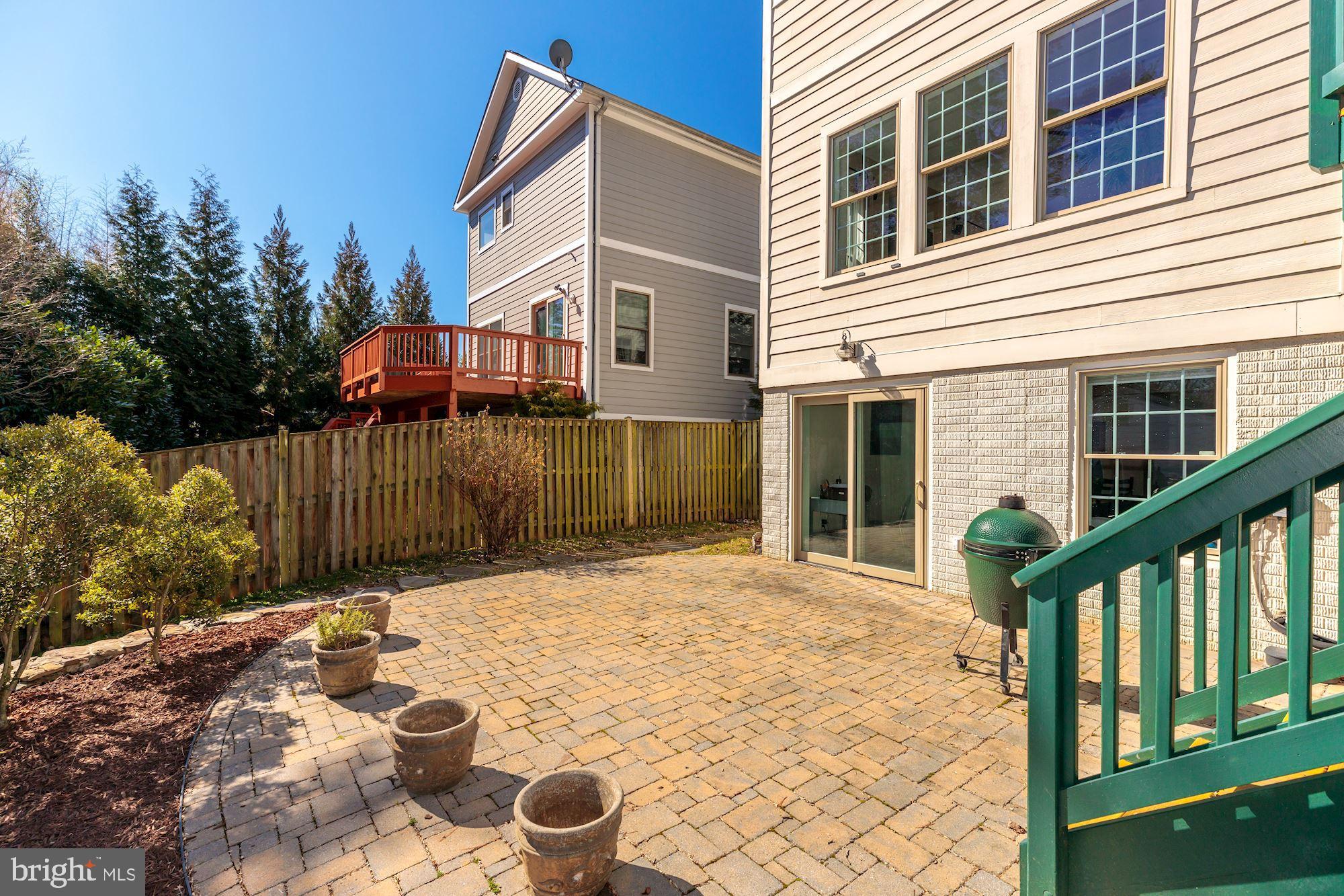 WOODMONT - Residential