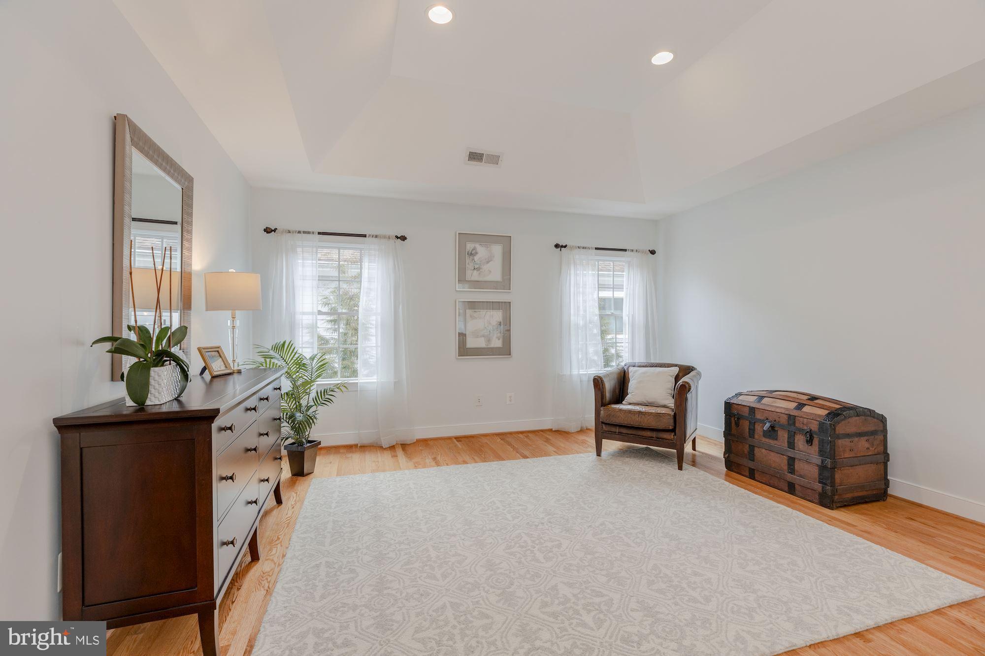 WOODMONT - Residential