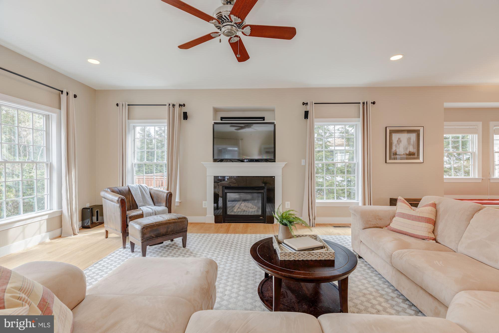 WOODMONT - Residential