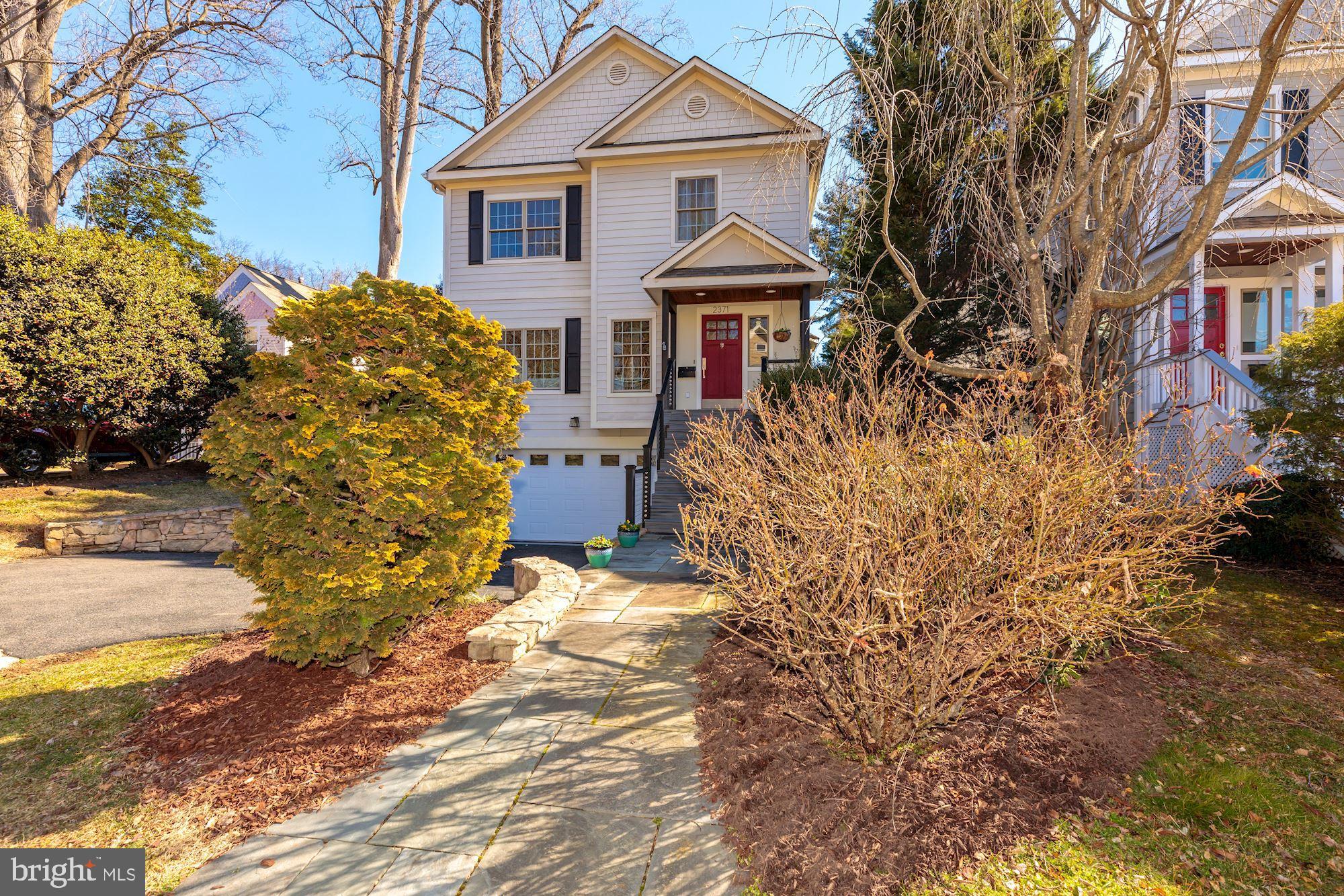 WOODMONT - Residential