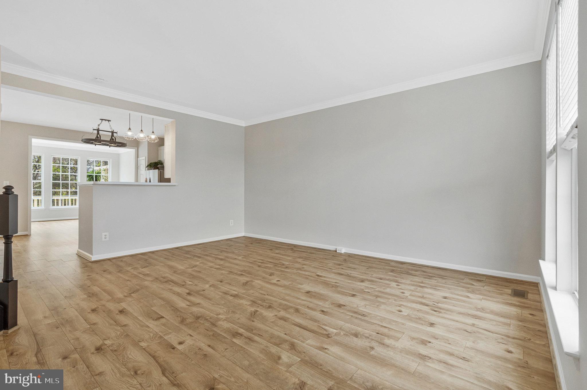 WELLESLEY - Residential